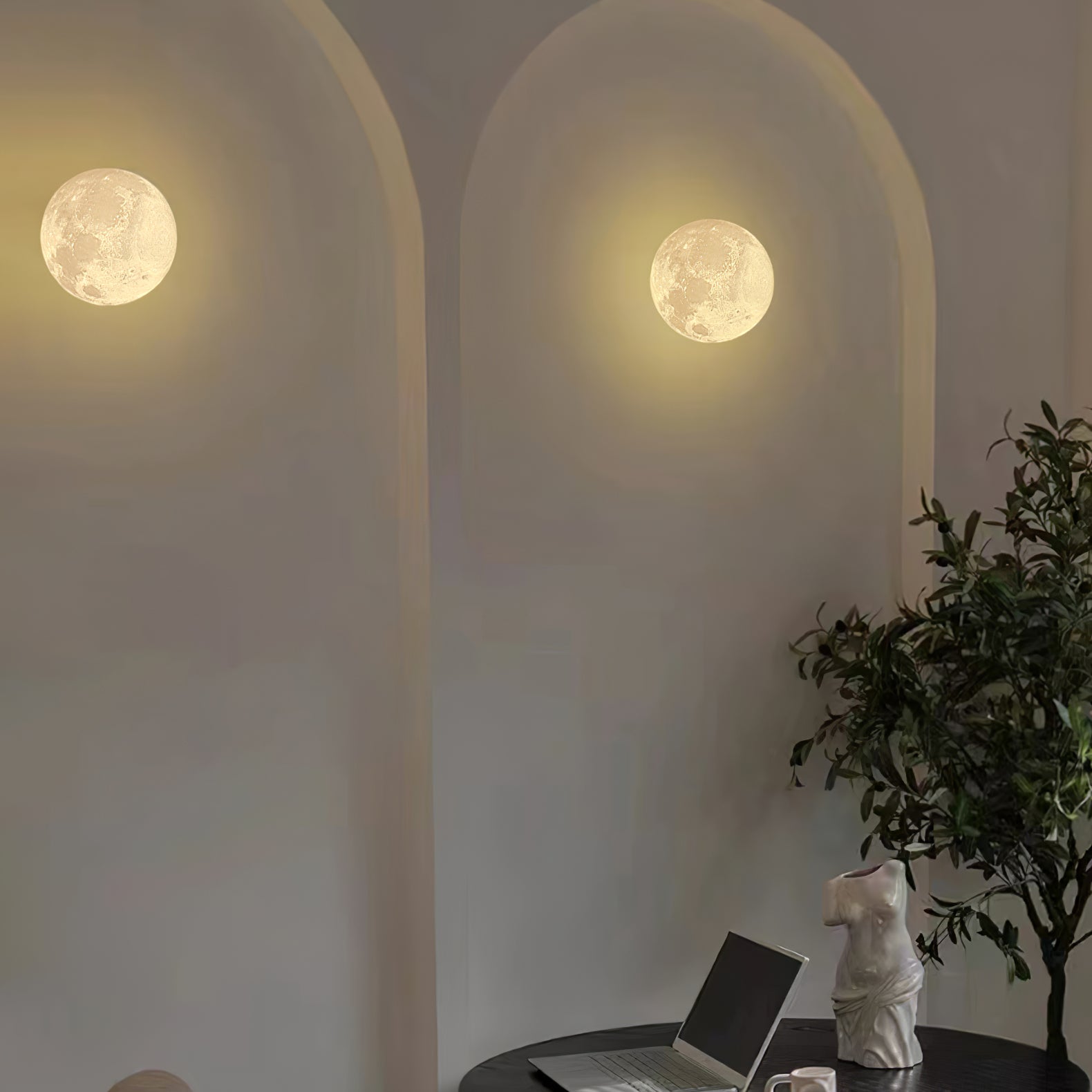 Hemisphere Moon Wall Lamp