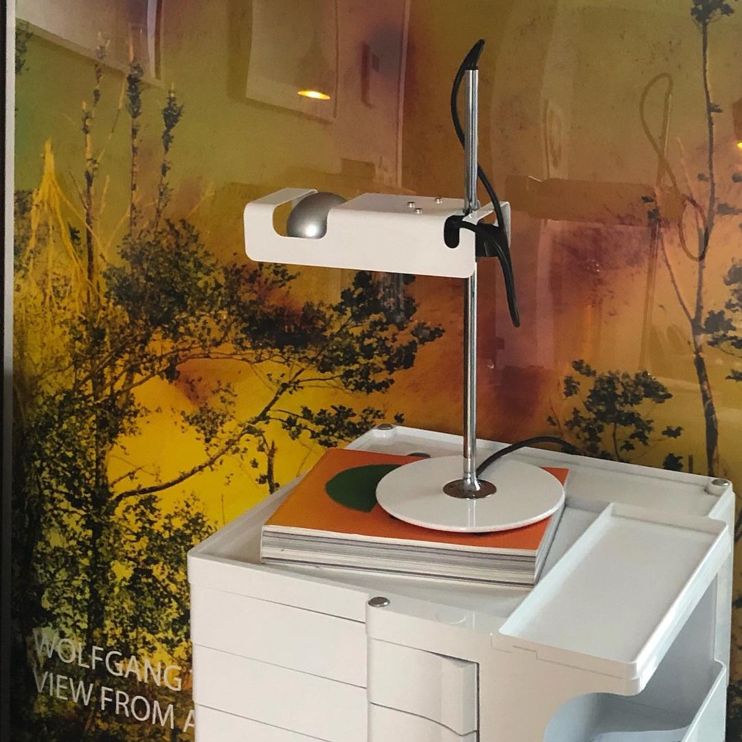 スパイダーテーブルランプ