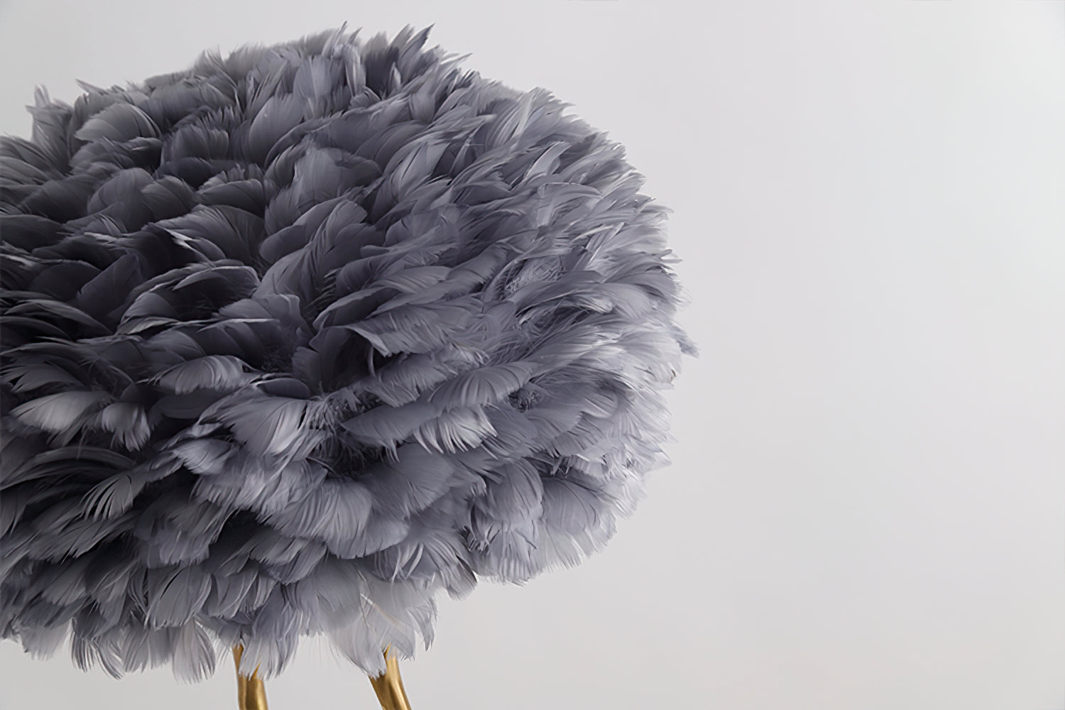 アヒルの足の羽根テーブルランプ