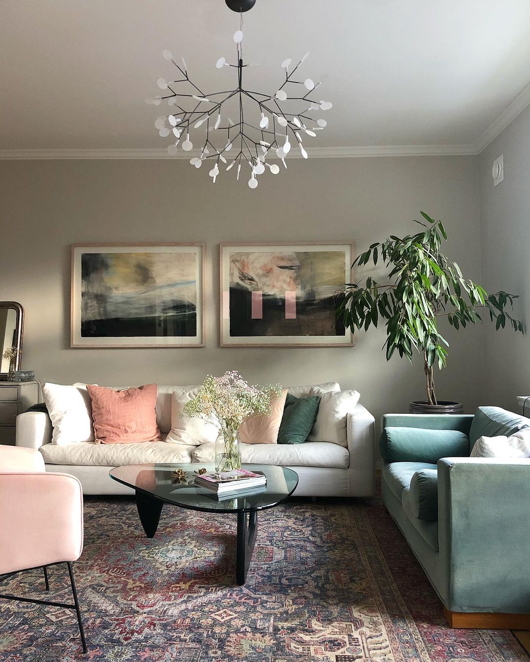 ヘラクレウム ブラック シャンデリア