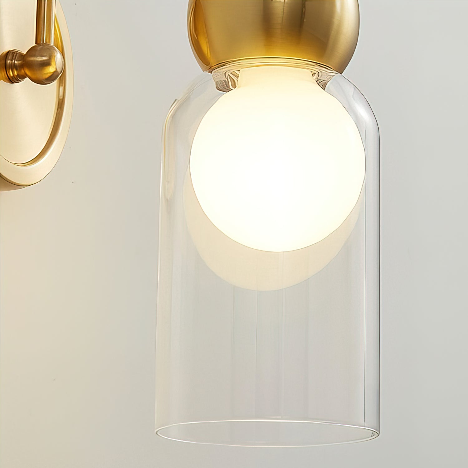 Larkson Wall Light