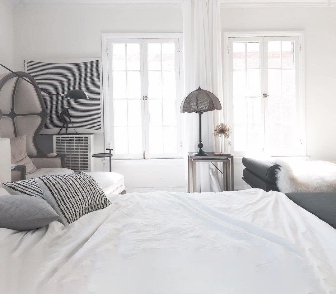 スイングドームウォールライト