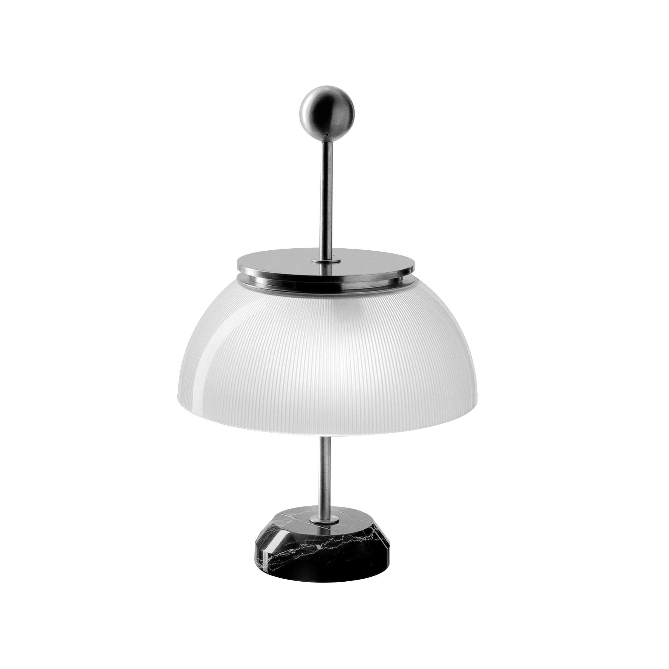 アルファ テーブルランプ