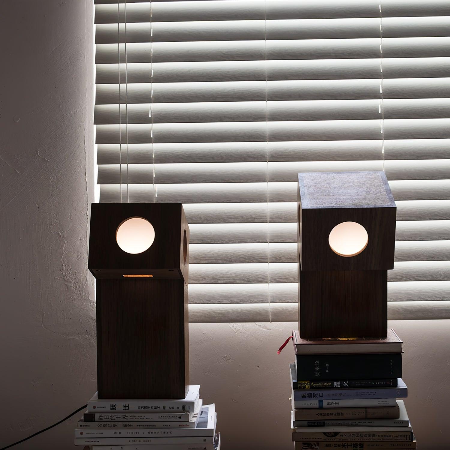 ロボットテーブルランプ