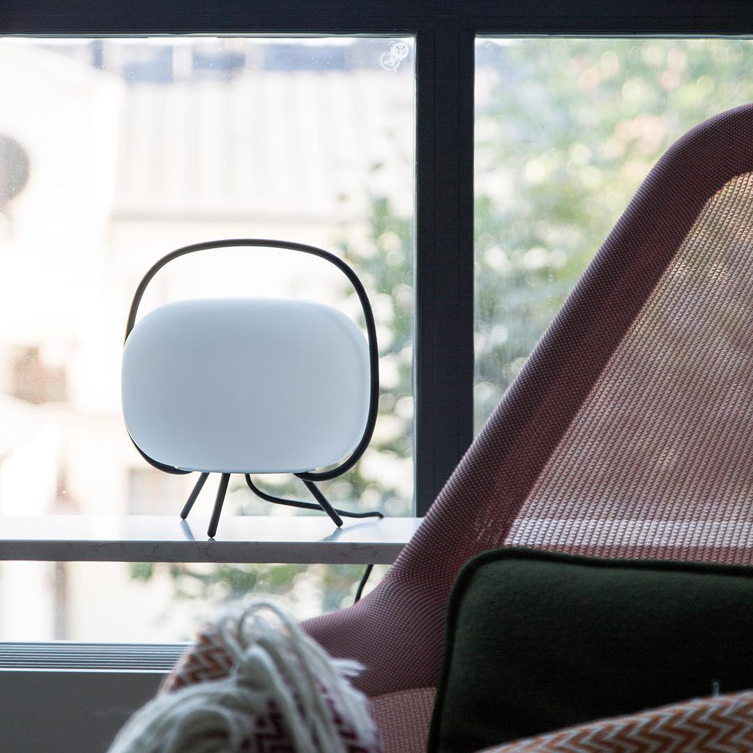 Wander Table Lamp