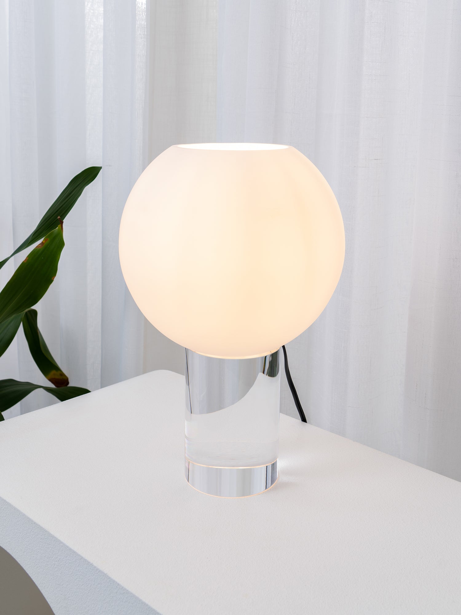 バッズ テーブルランプ