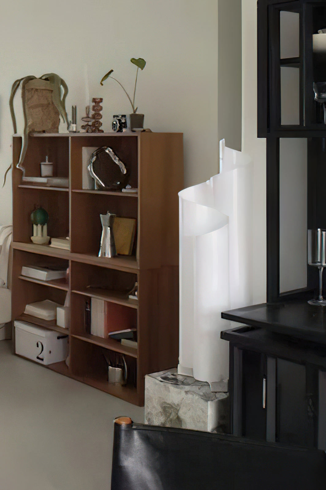 フローアークメラテーブルランプ