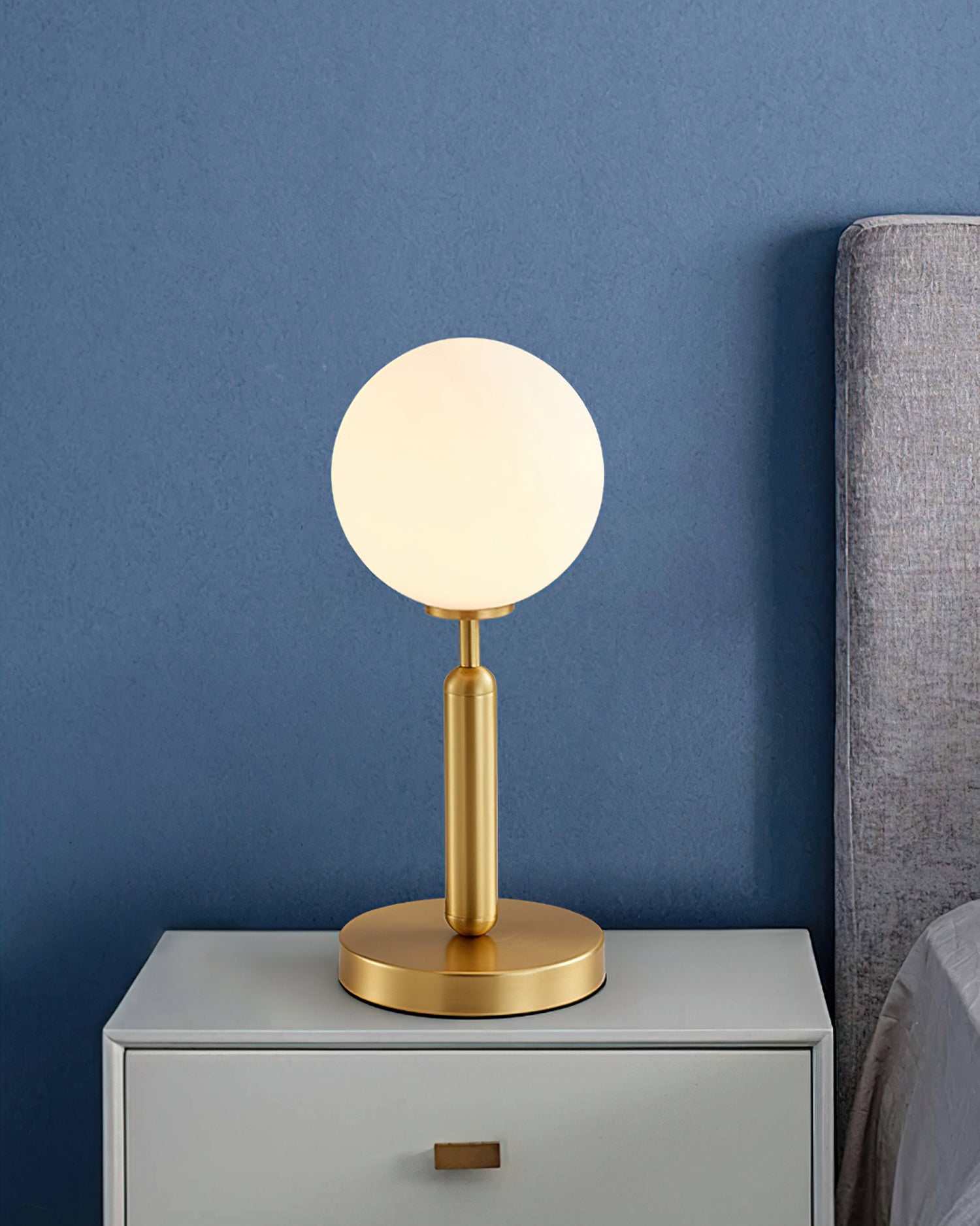 Ecar Table Lamp