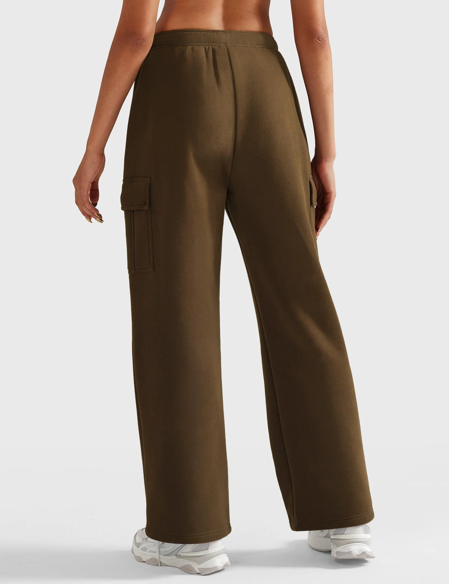 Yeoreo Nairi Cargo Sweatpants