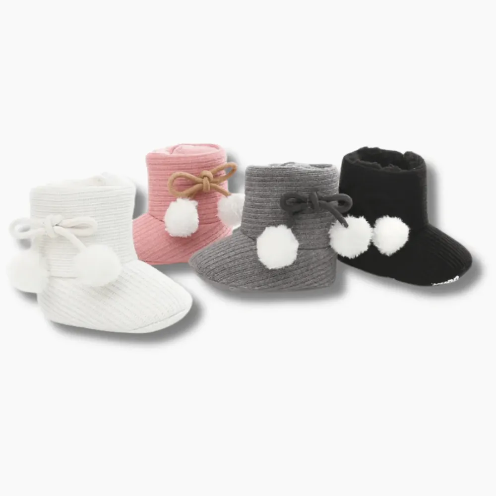 Baby Dot Knitting Boots