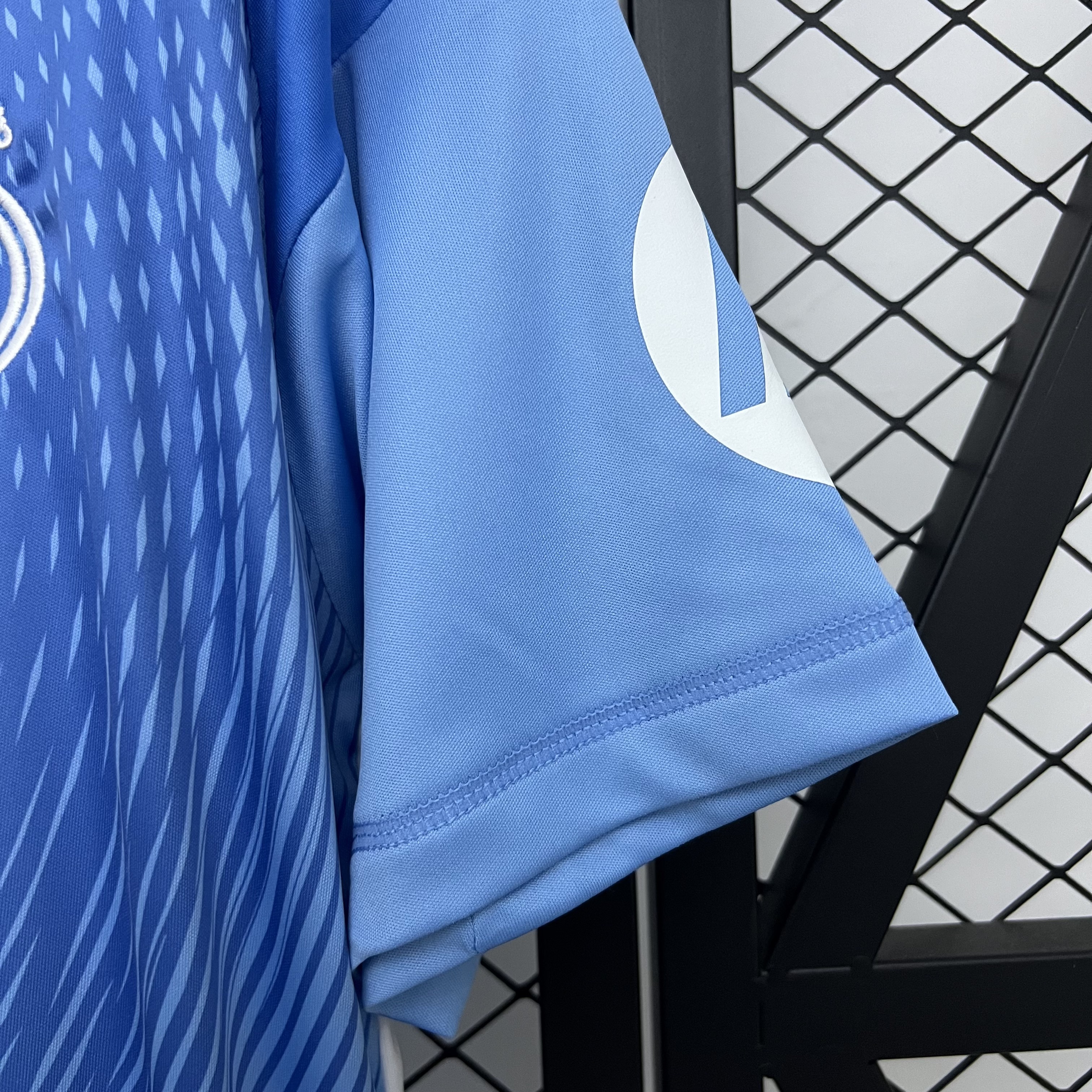 25/26 goalkeeper Real Madrid jersey