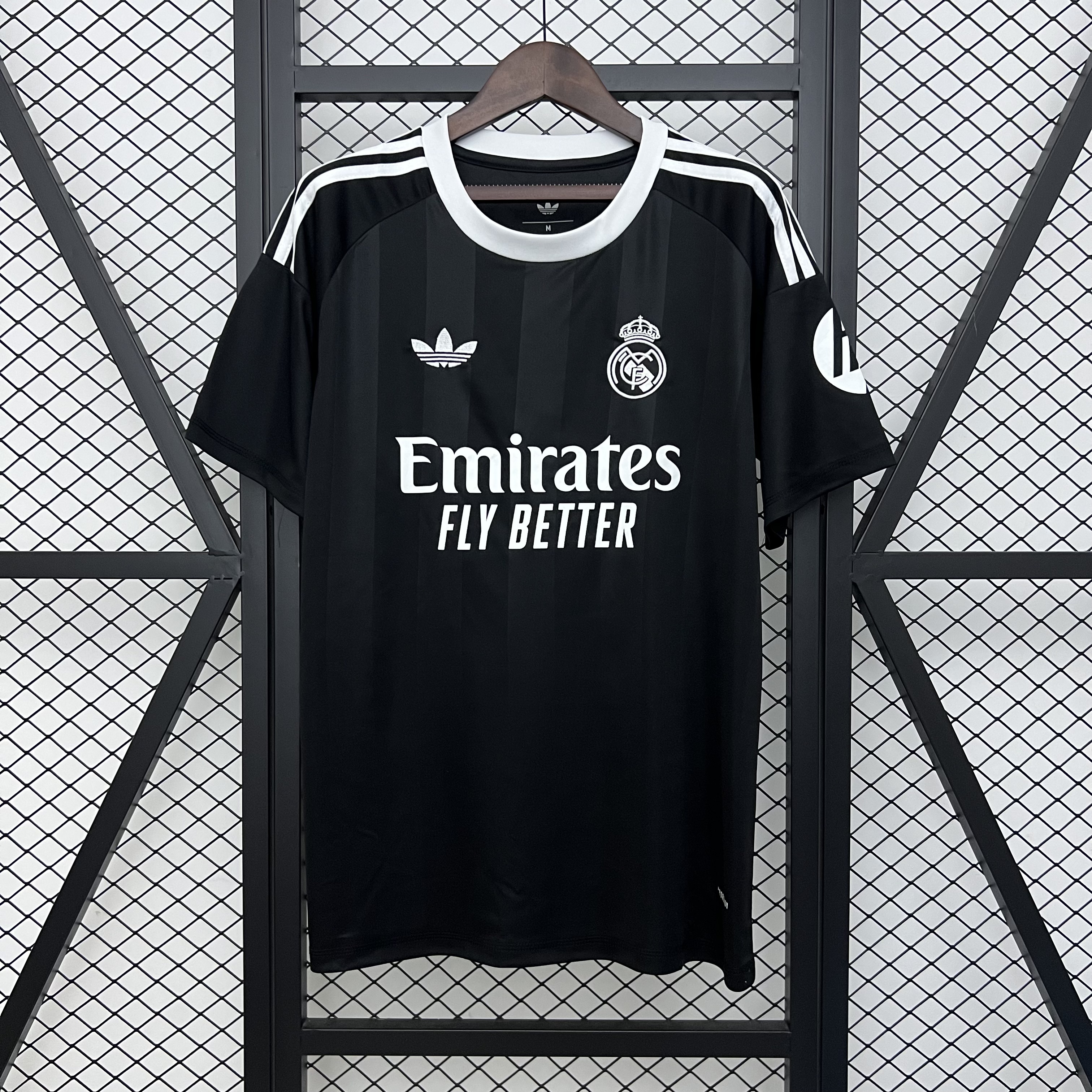 25/26 goalkeeper Real Madrid jersey