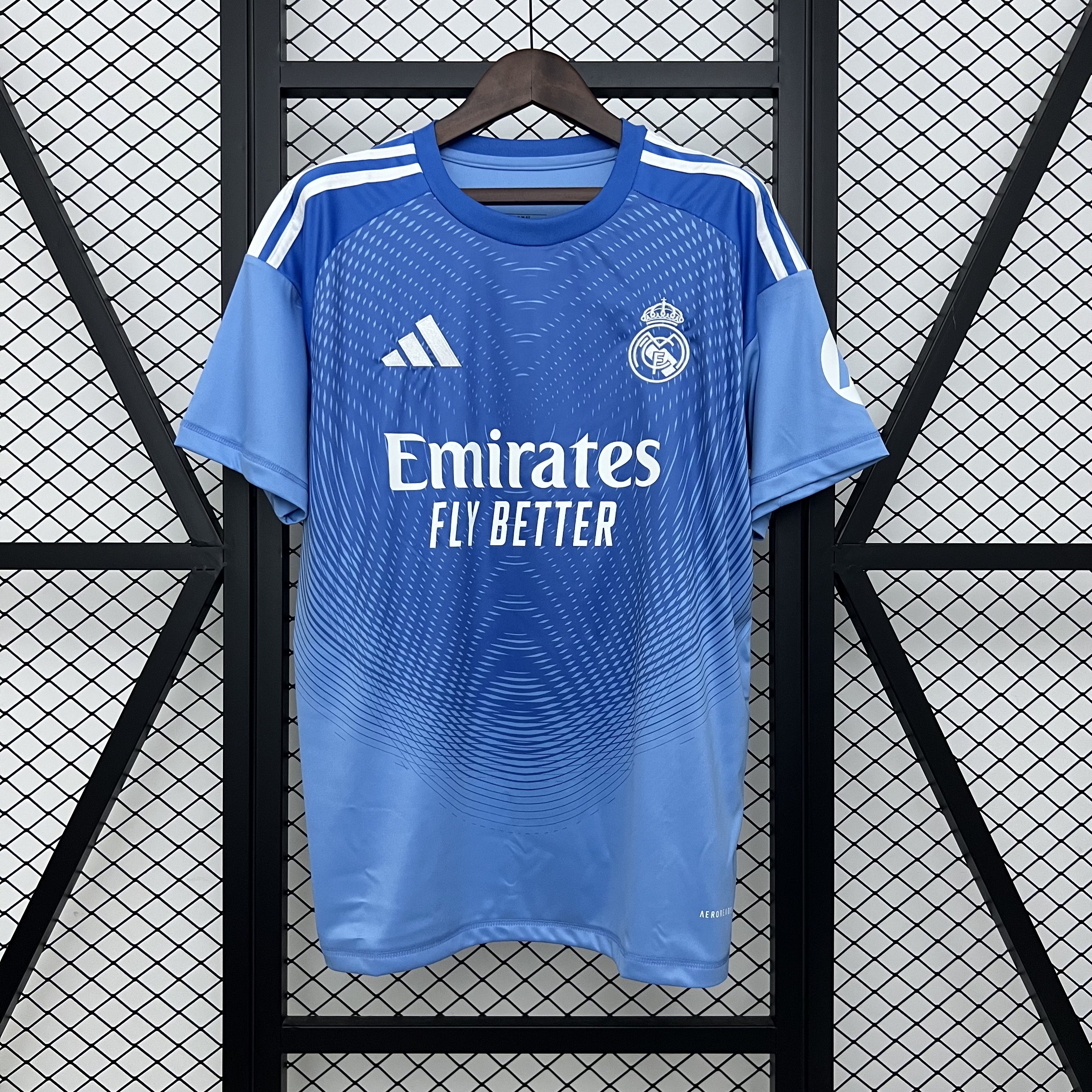 25/26 goalkeeper Real Madrid jersey