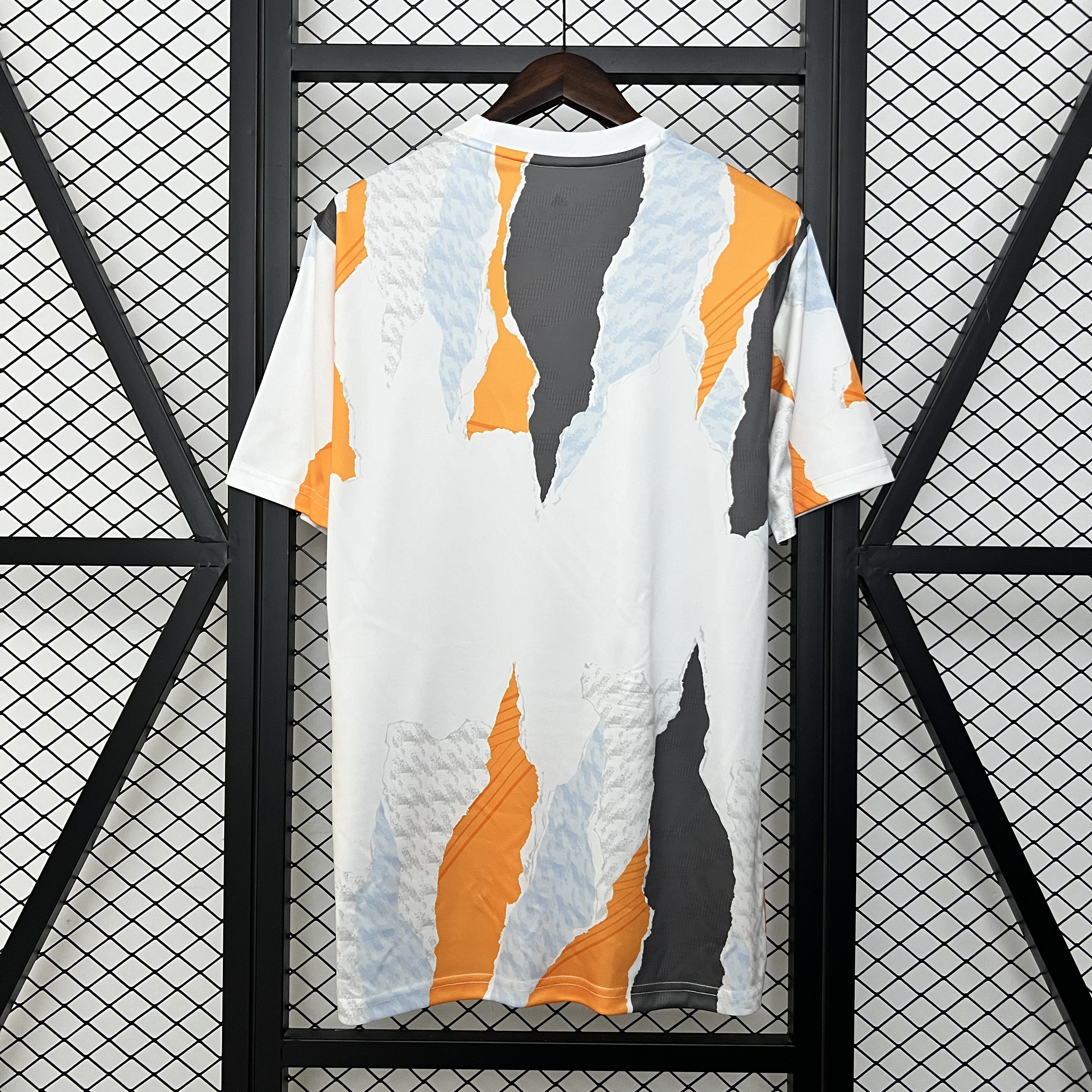 24/25 Real Madrid training suit jersey