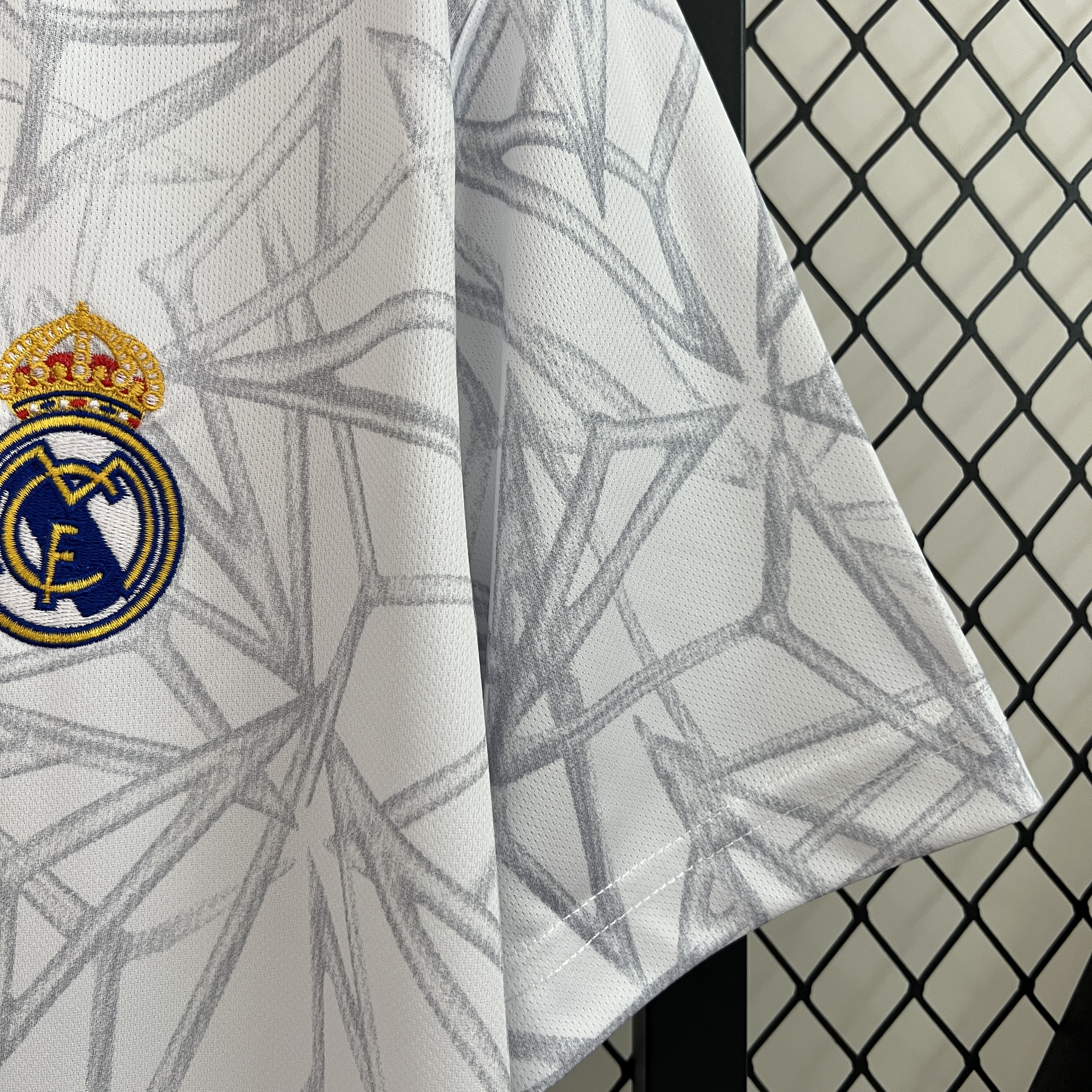 24/25 Real Madrid Pre-match white Suit