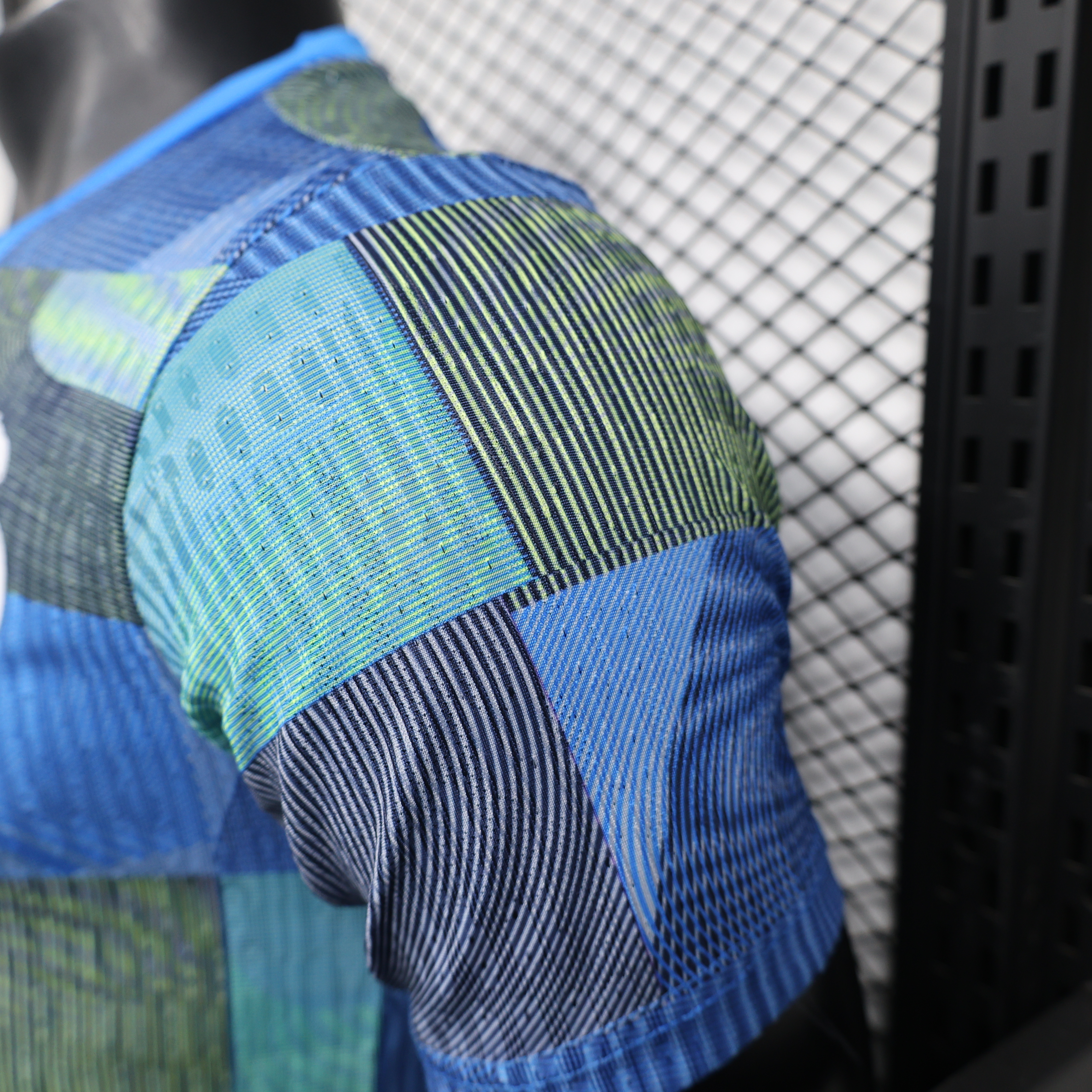 25/26 Player Real Madrid Training Suit jersey