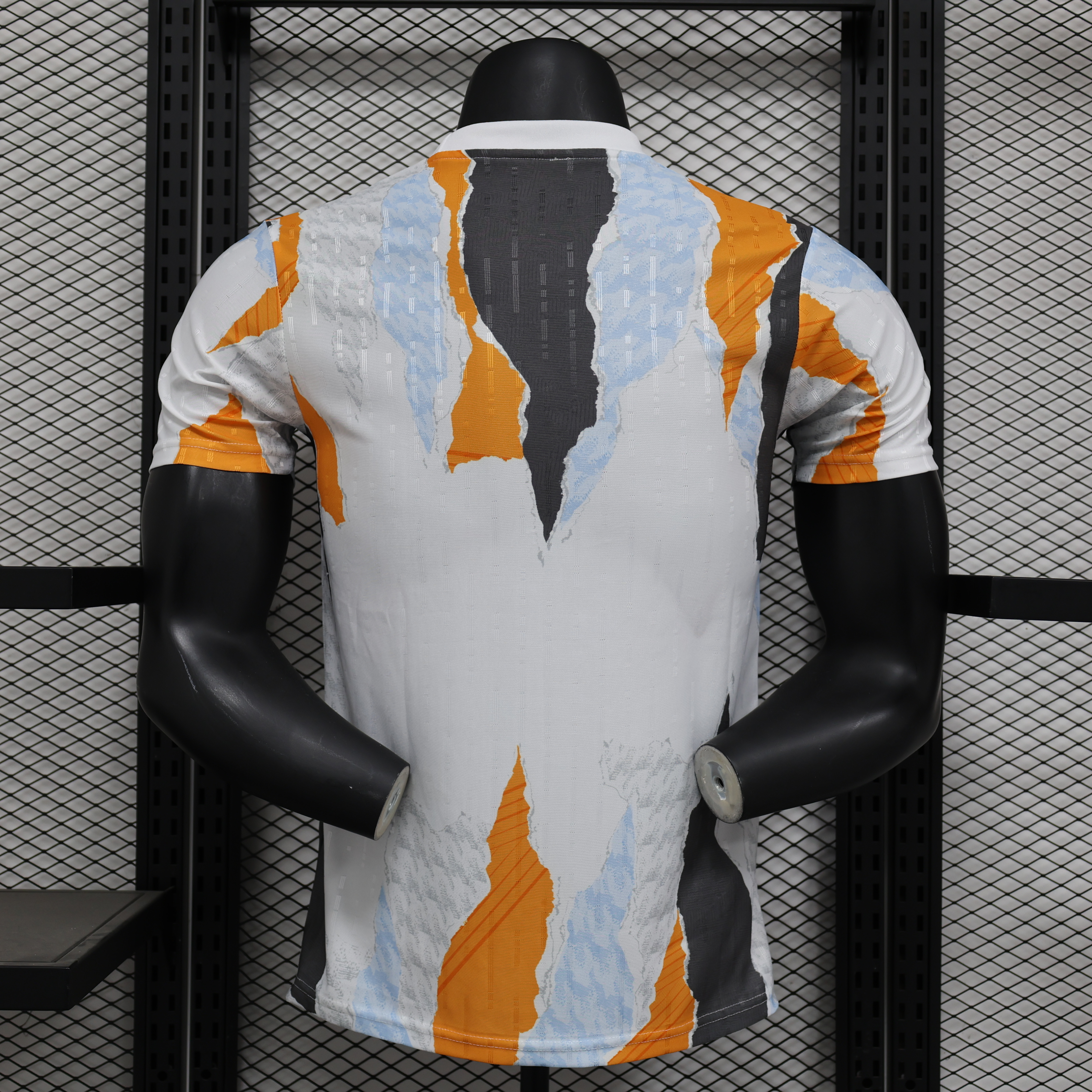 25/26 Player Real Madrid Training Jersey