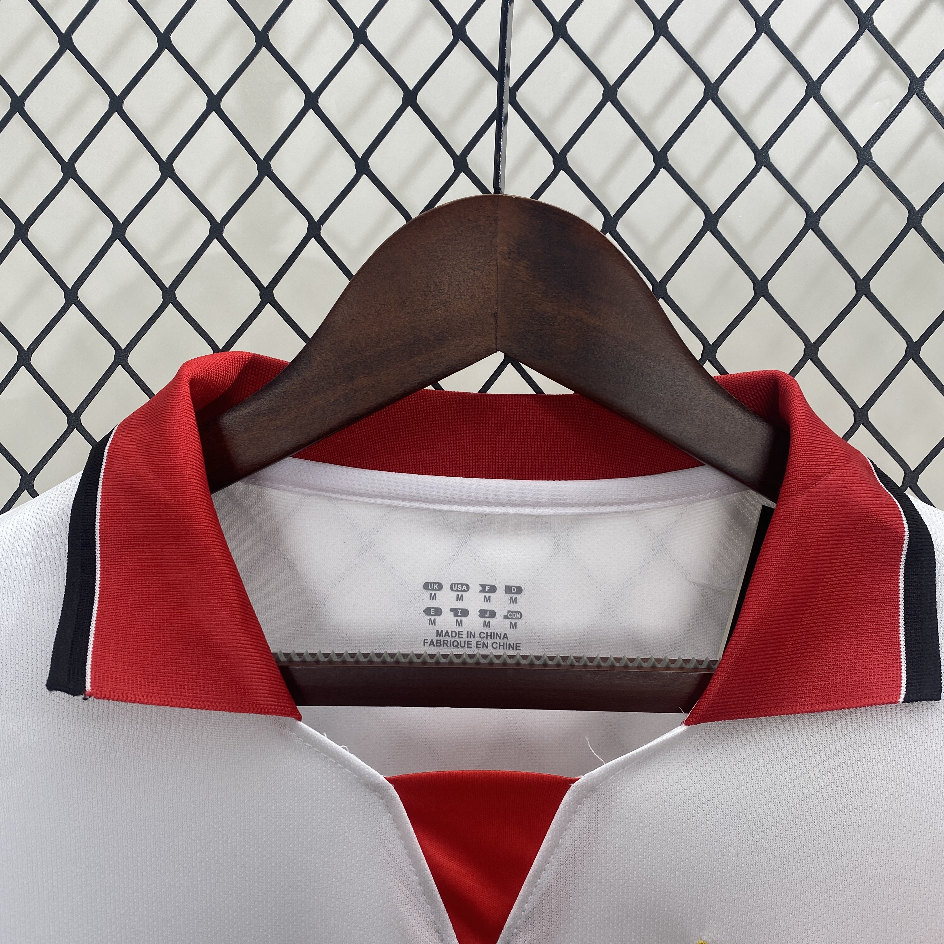 Retro Rayo Vallecano 01/02 Home jersey