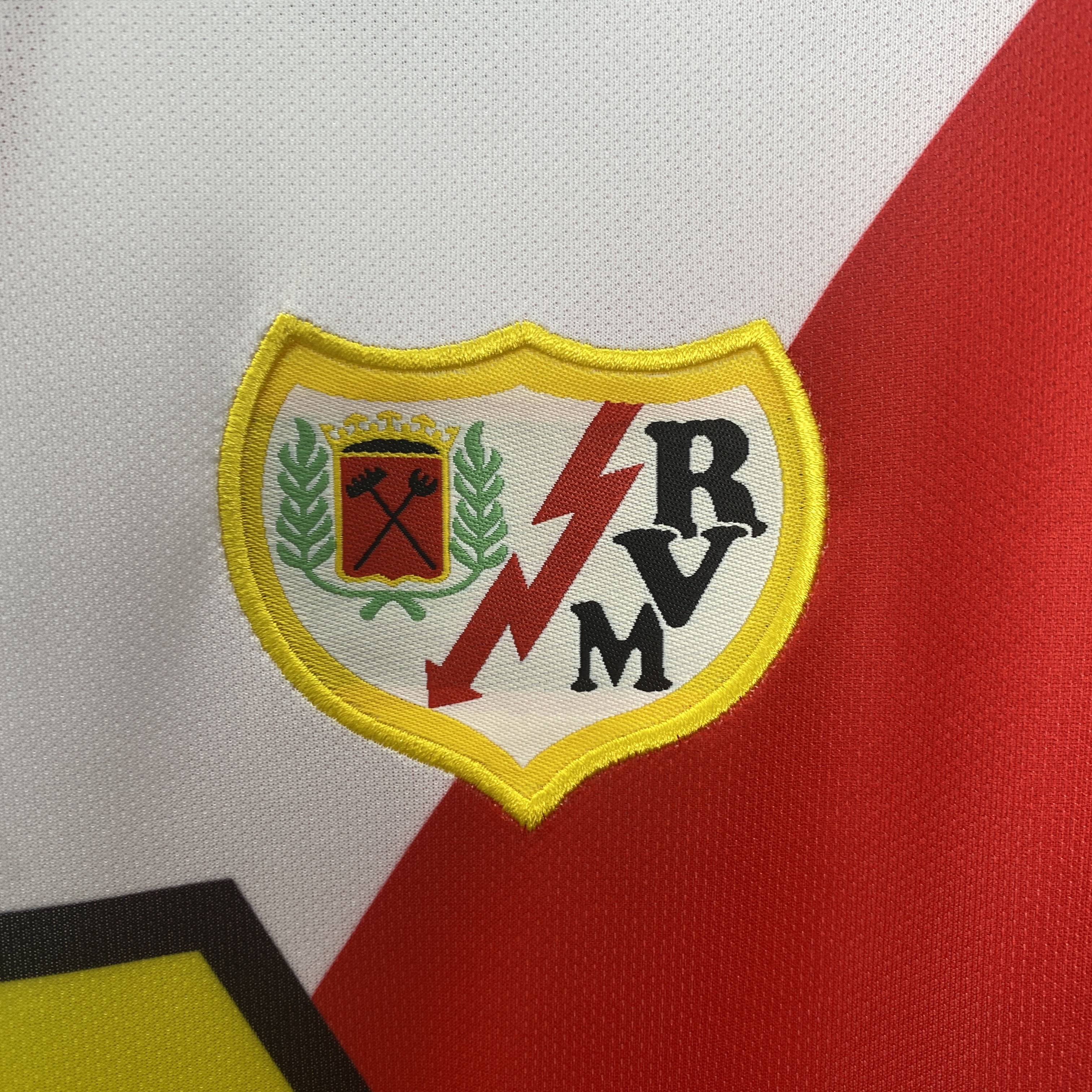 Retro Rayo Vallecano 01/02 Home jersey