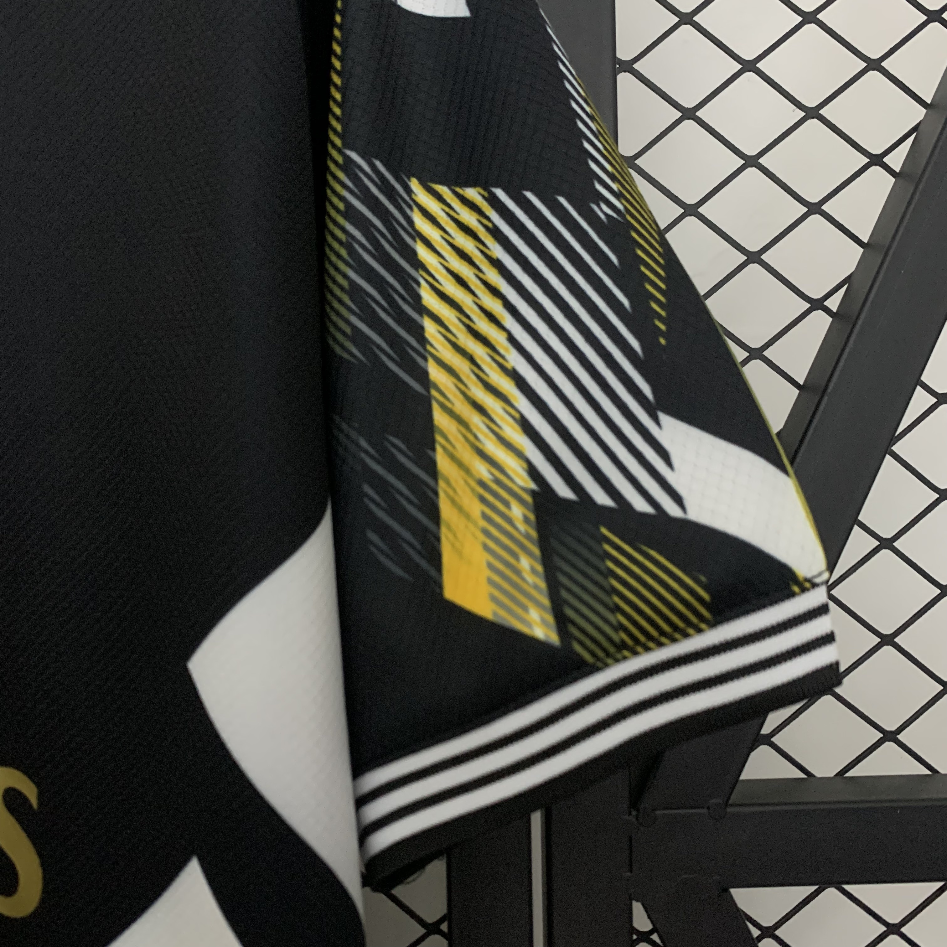 25/26 Real Madrid Special Edition black jersey