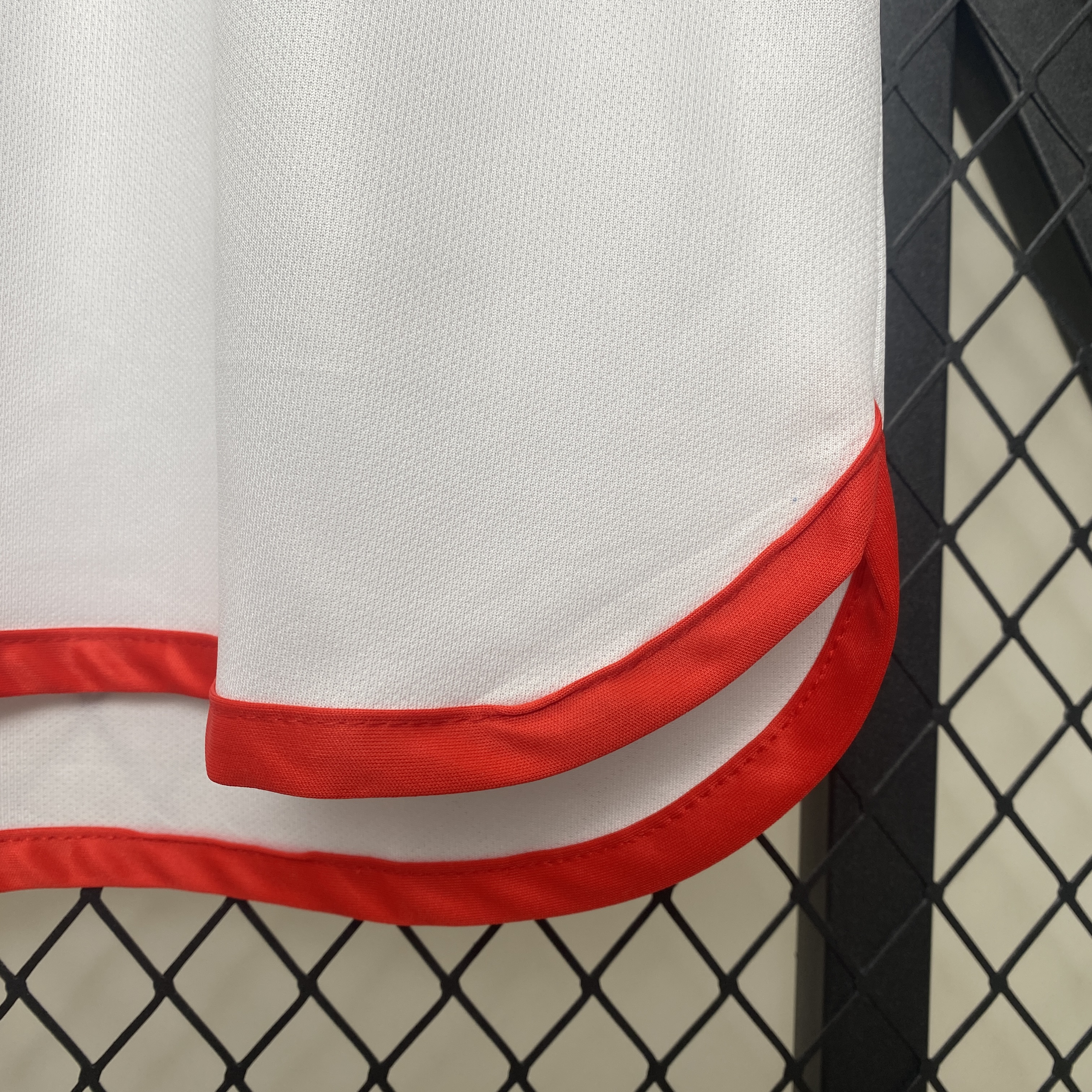 Retro Rayo Vallecano 01/02 Home jersey