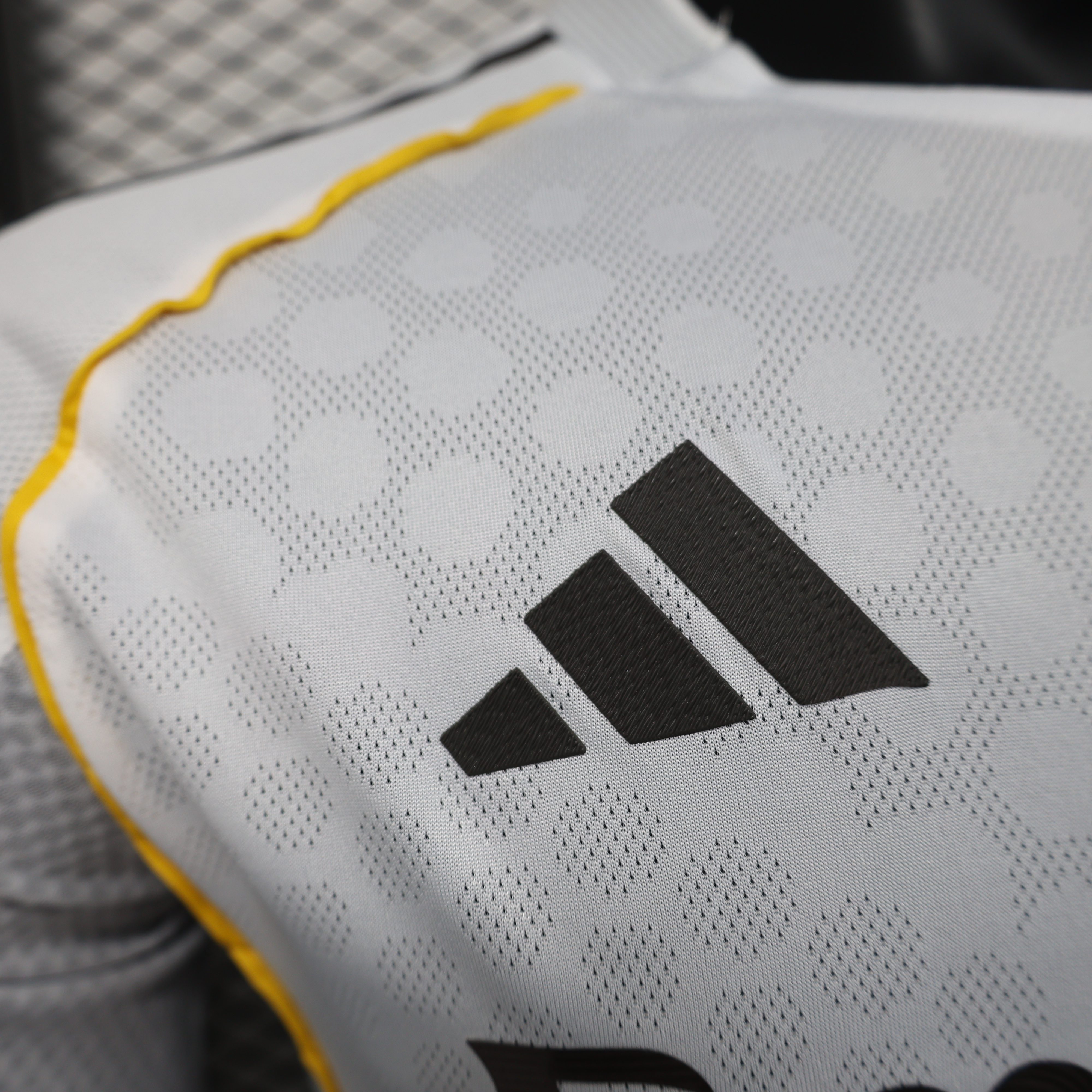 25/26 Player Long Sleeve Real Madrid Home white jersey