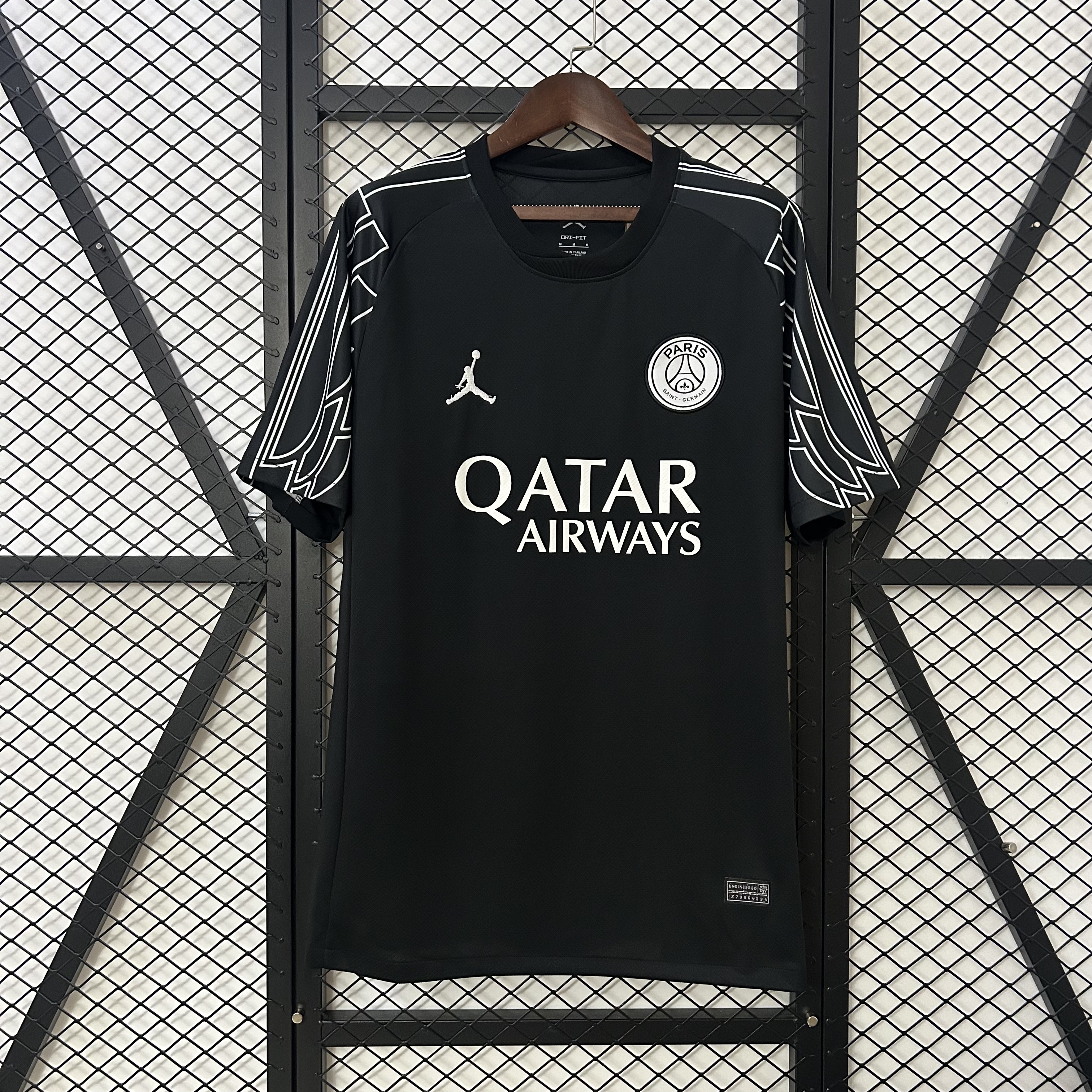 24/25 PSG black jersey
