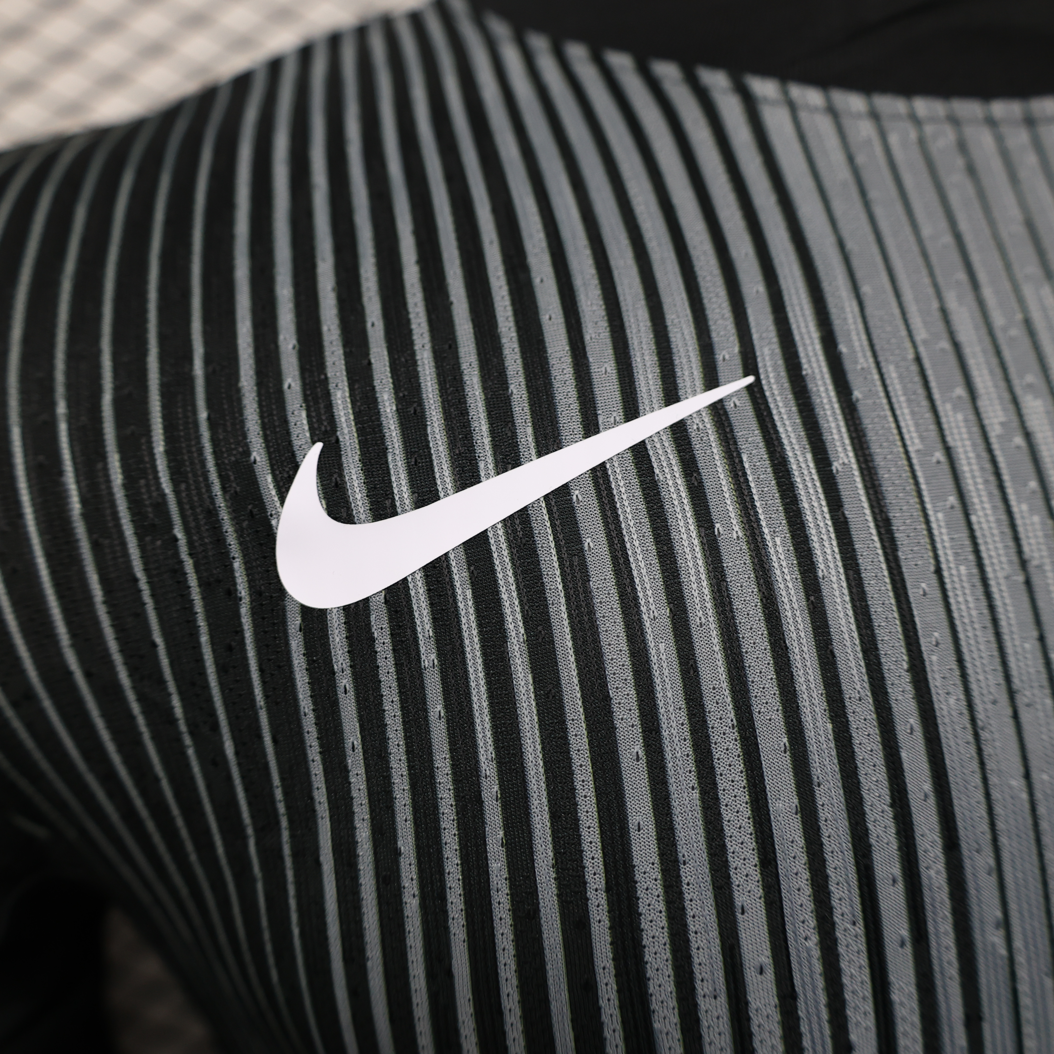 25/26 Player PSG Goalkeeper jersey