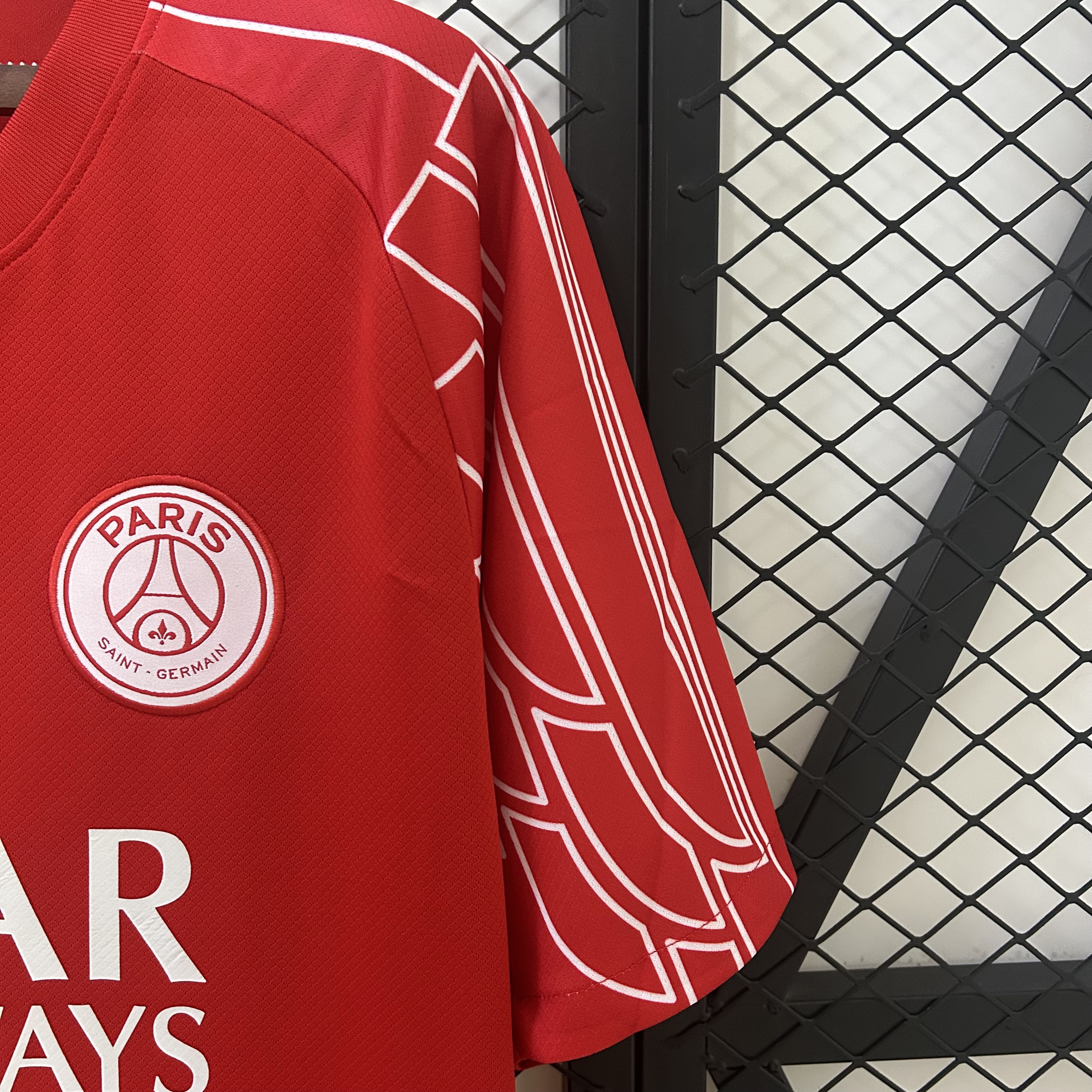 24/25 PSG red jersey