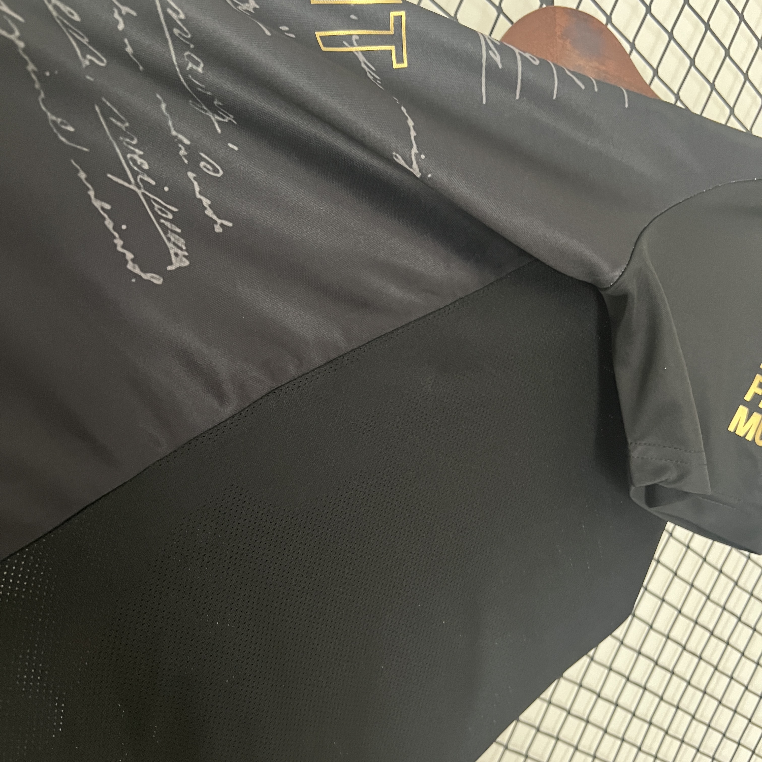 24/25 Frankfurt Special Edition black  jersey