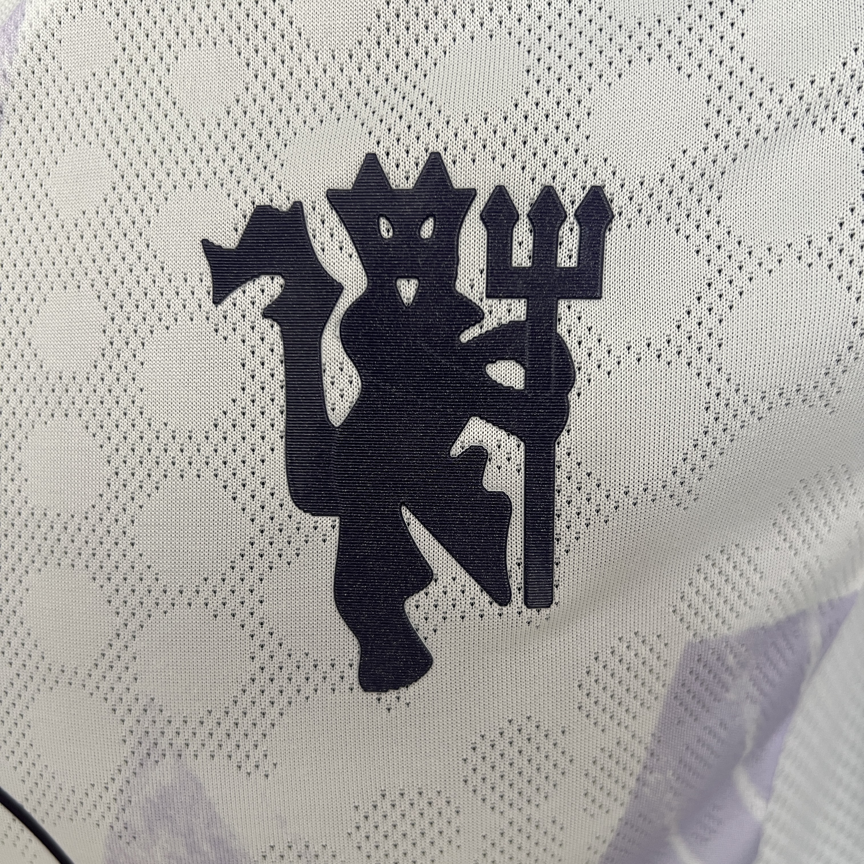 25/26 Player M-U Away  white jersey