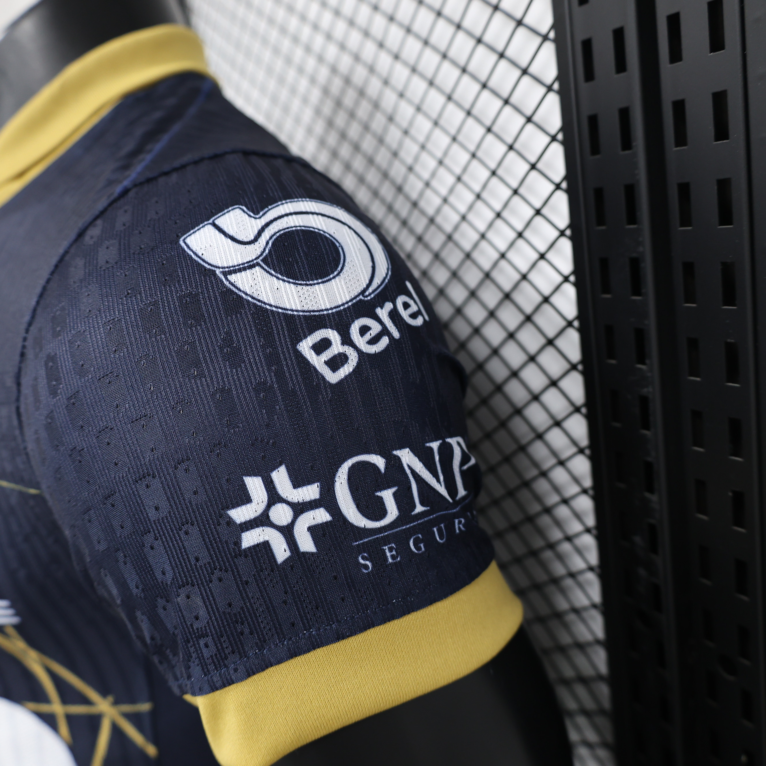 24/25 Player Cougar Away  Suit