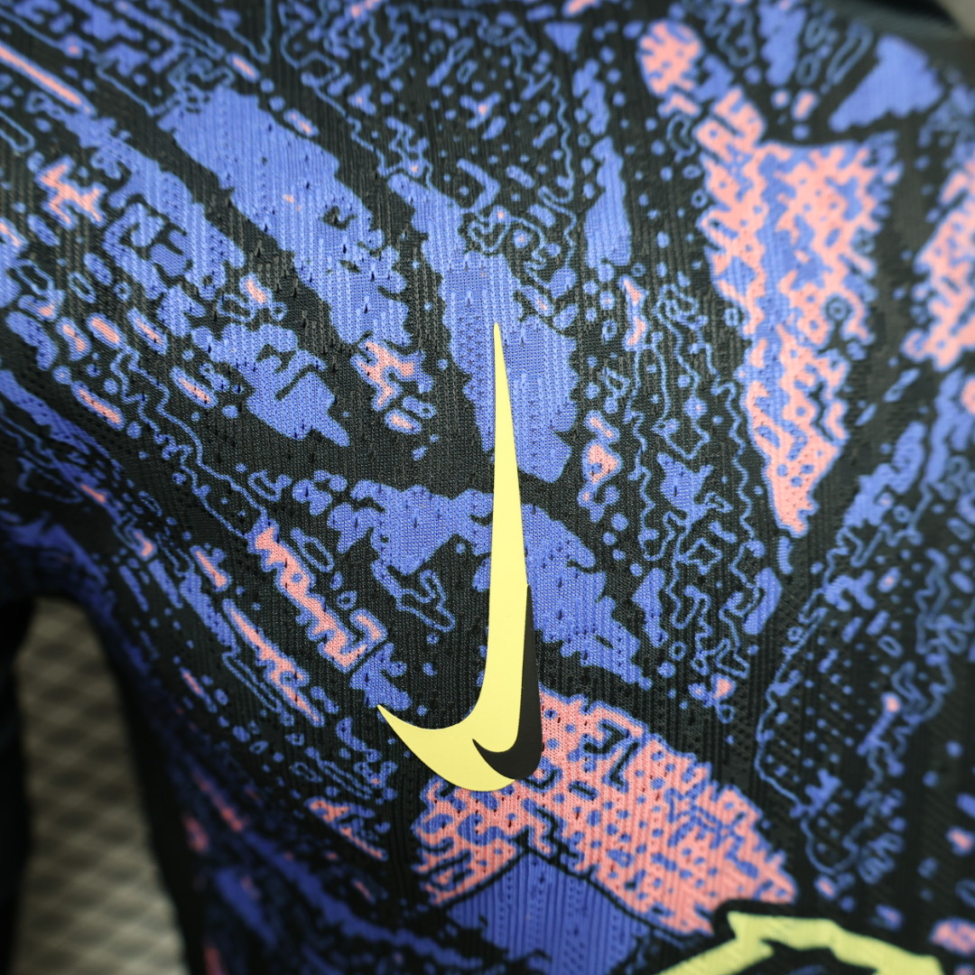 24/25 Player Americas Third Away  Suit