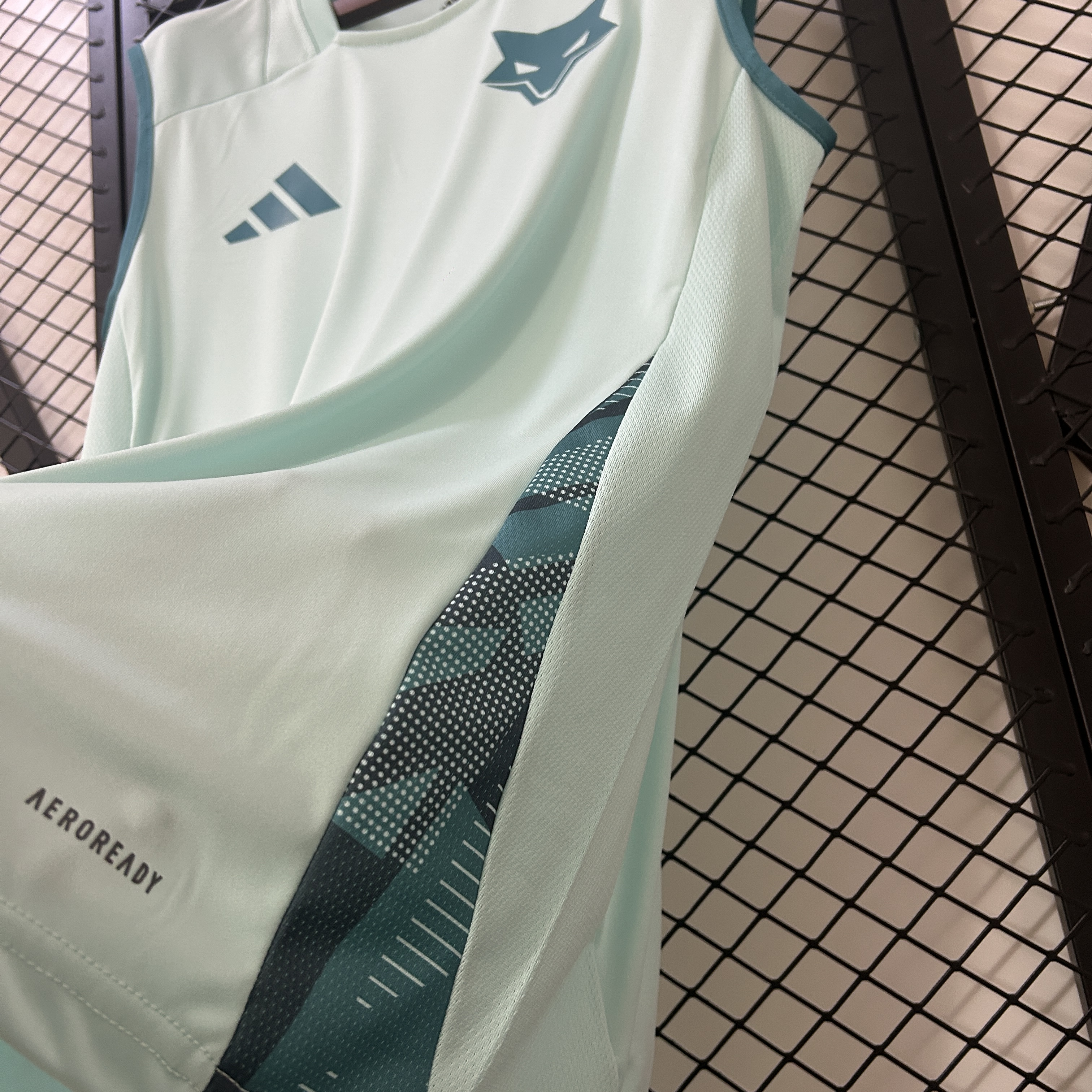 25/26 Vest Cruzeiro training uniform  Suit