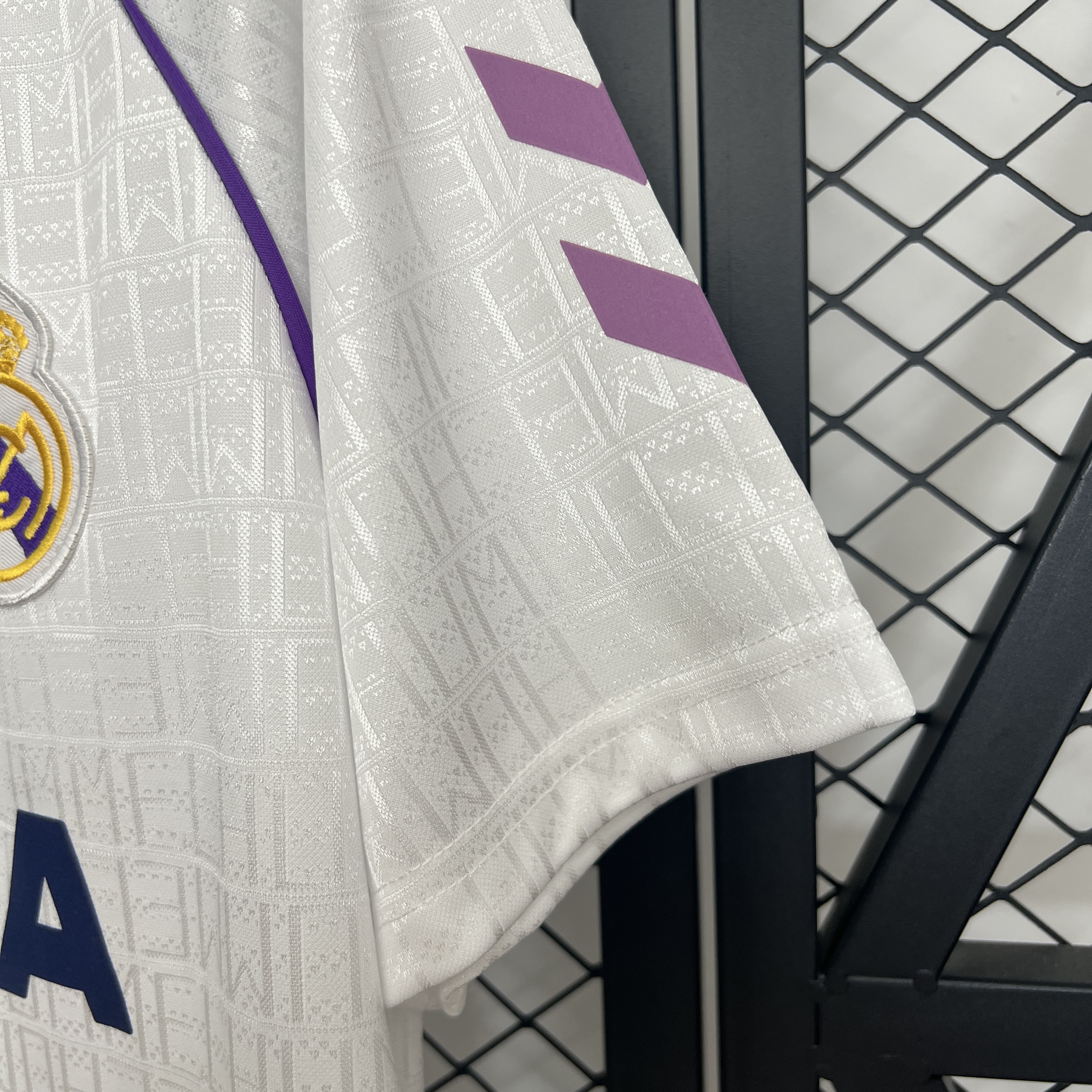 Retro Real Madrid 90/92 Home Jersey