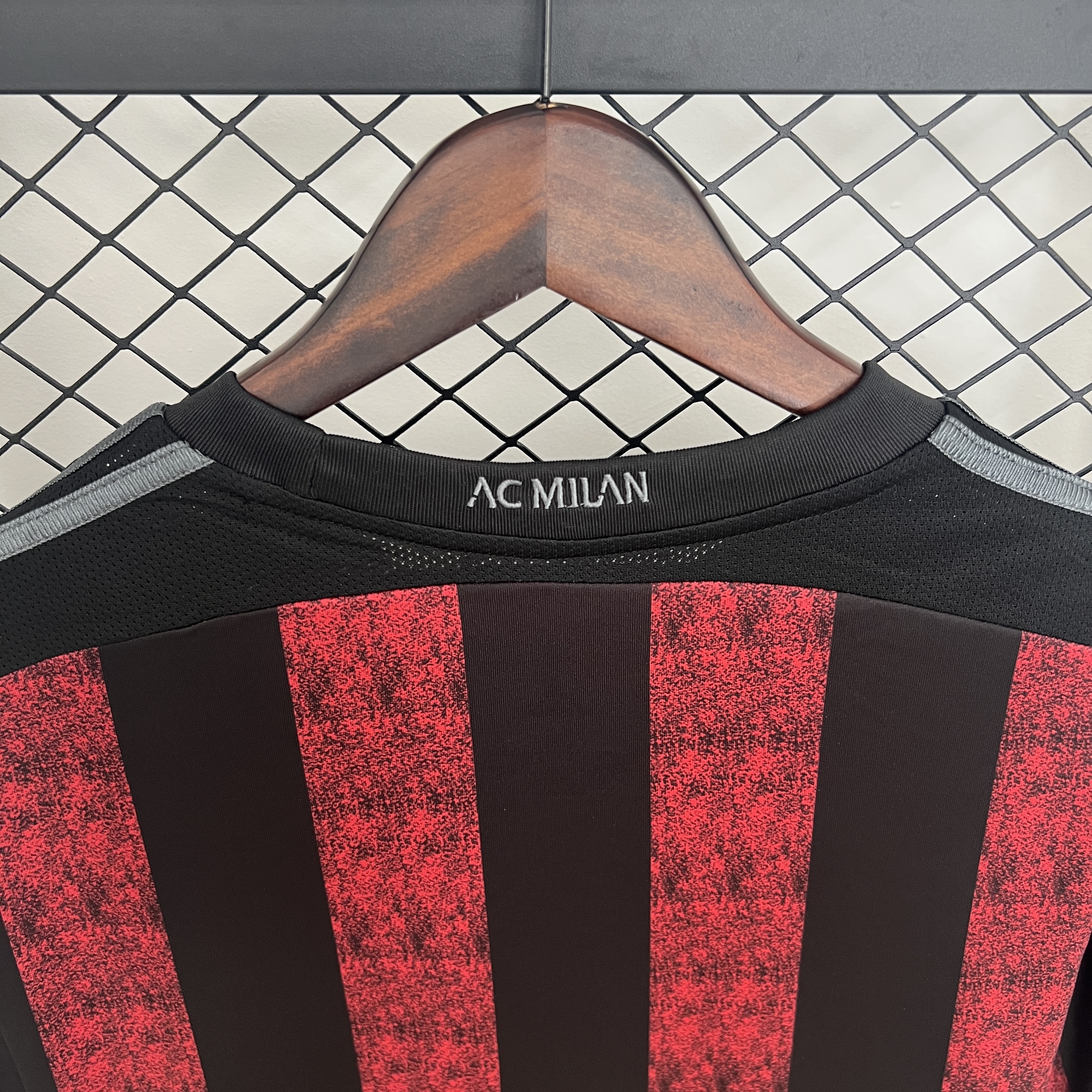 Retro AC Milan 15/16 Home Jersey