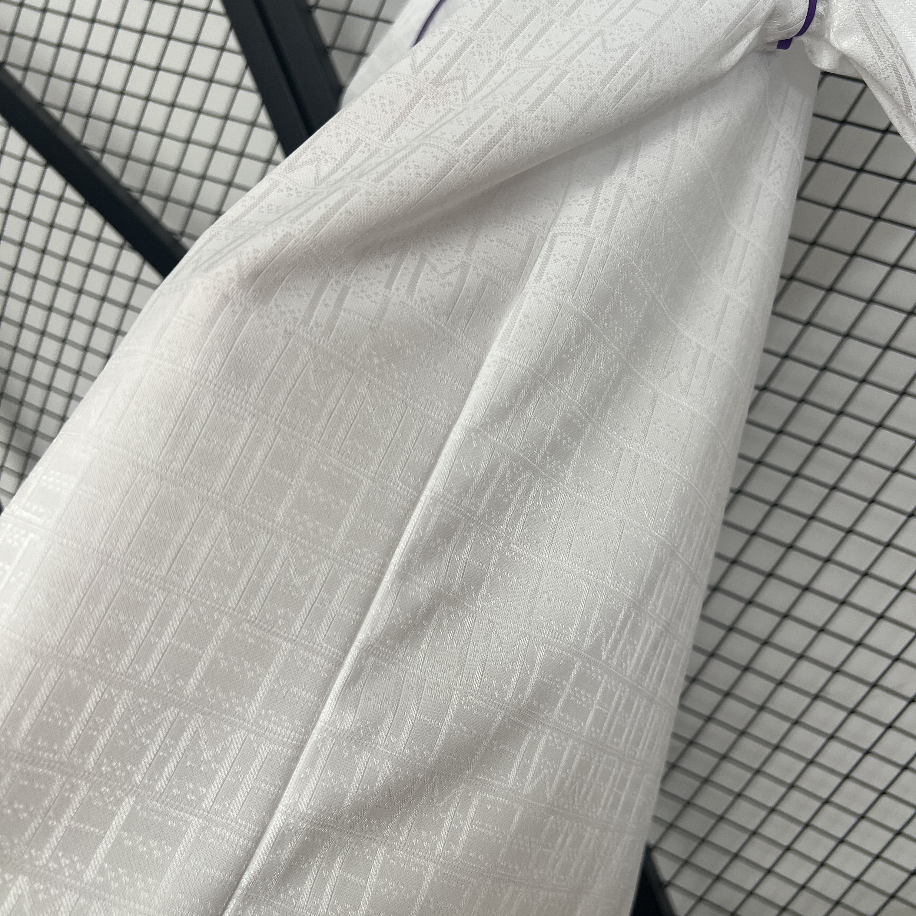 Retro Real Madrid 90/92 Home Jersey