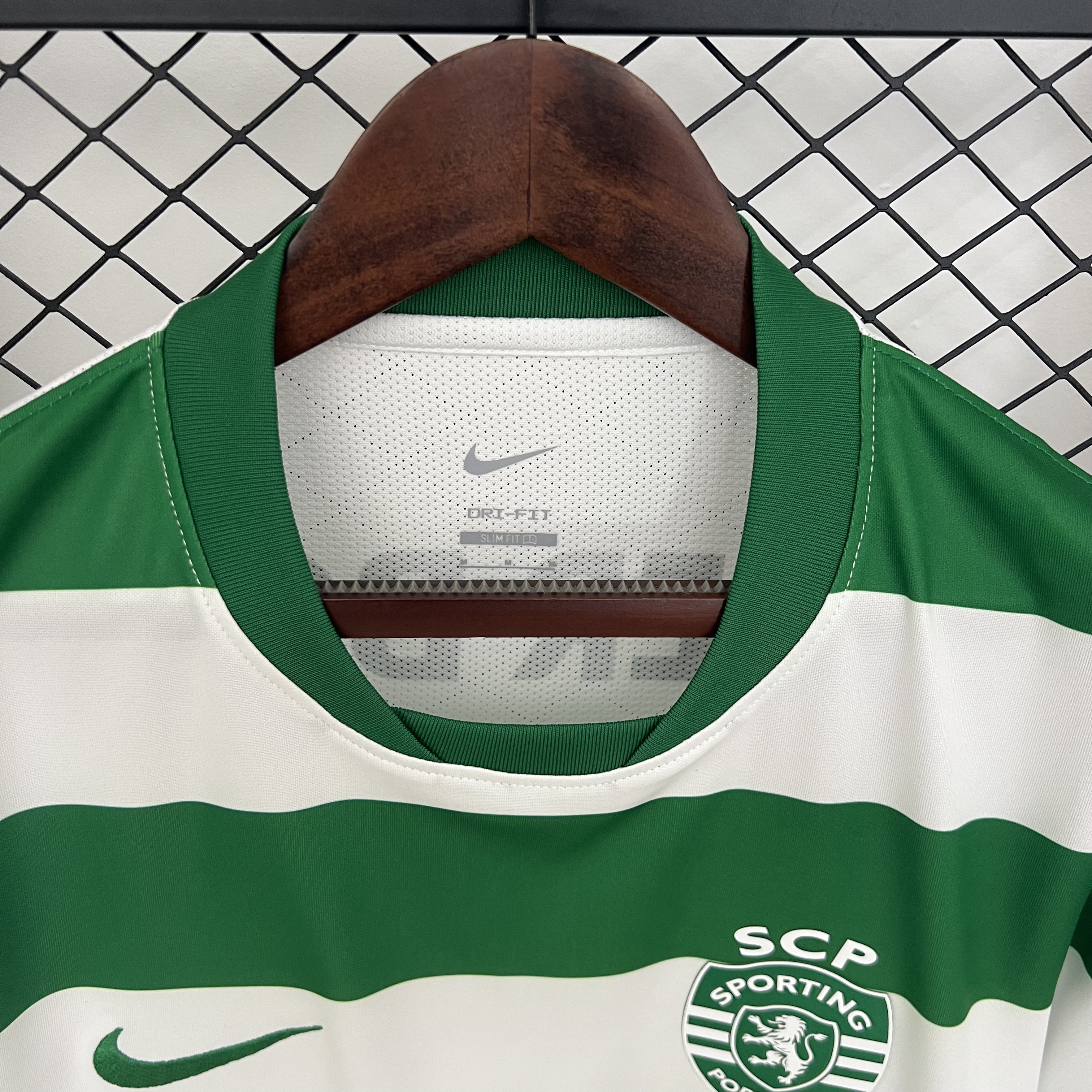25/26 Sporting Lisbon Home Stadium  Jersey