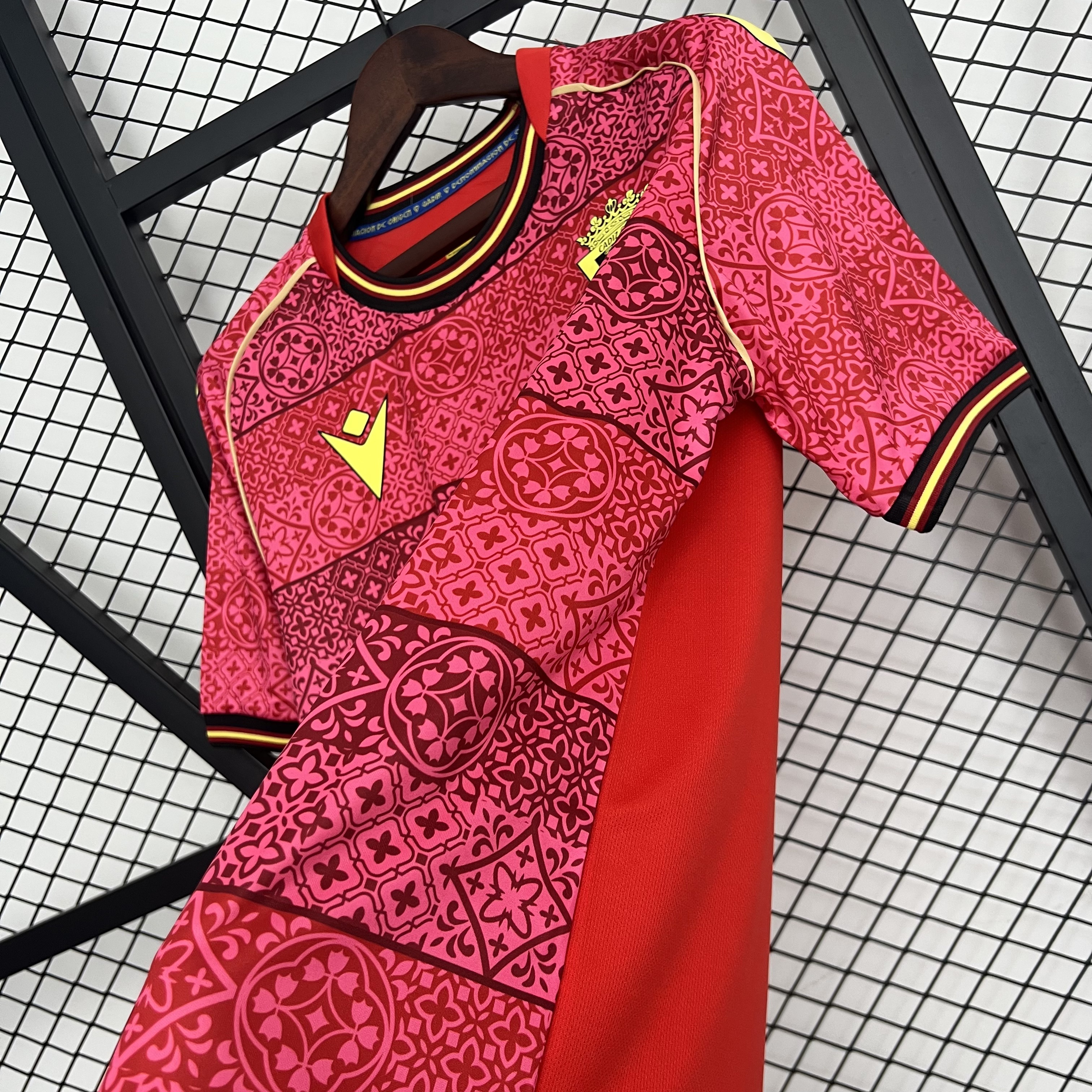 25/26 Cadiz away  Jersey