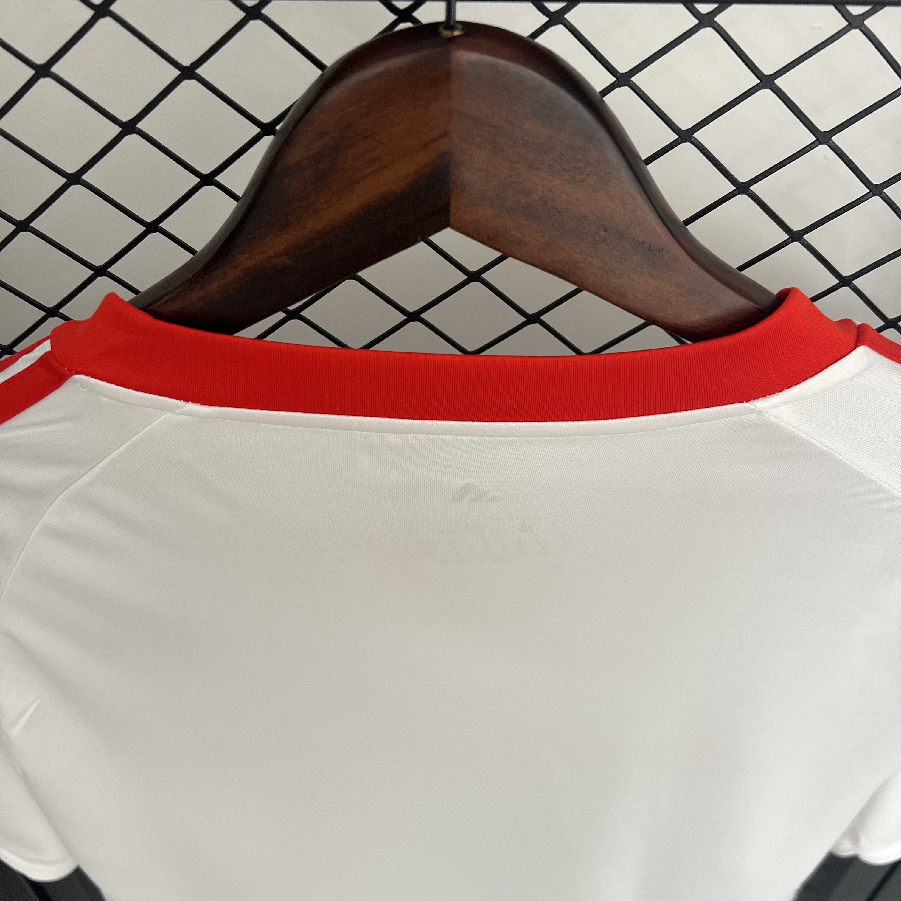 25/26 Sevilla home  Jersey