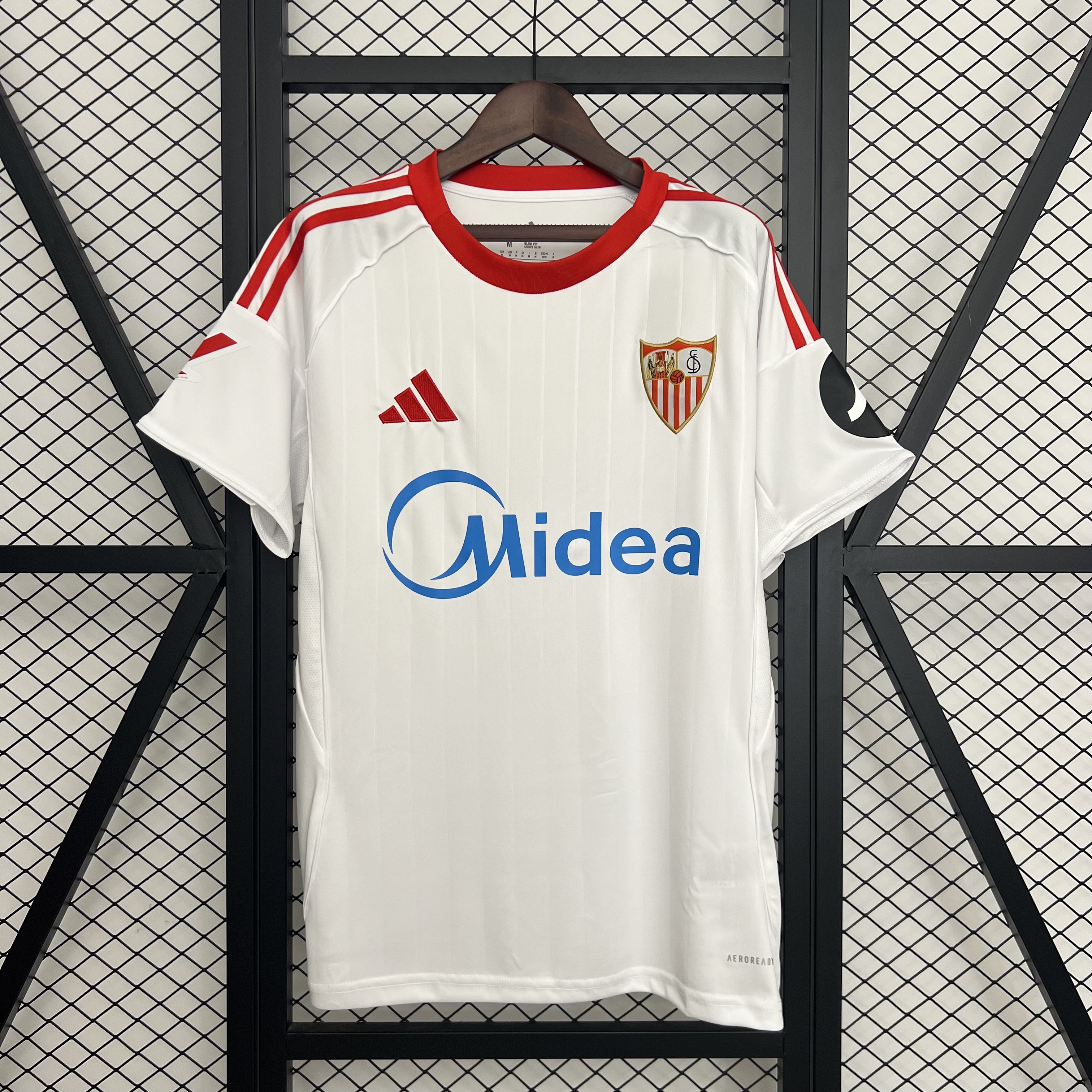25/26 Sevilla home  Jersey
