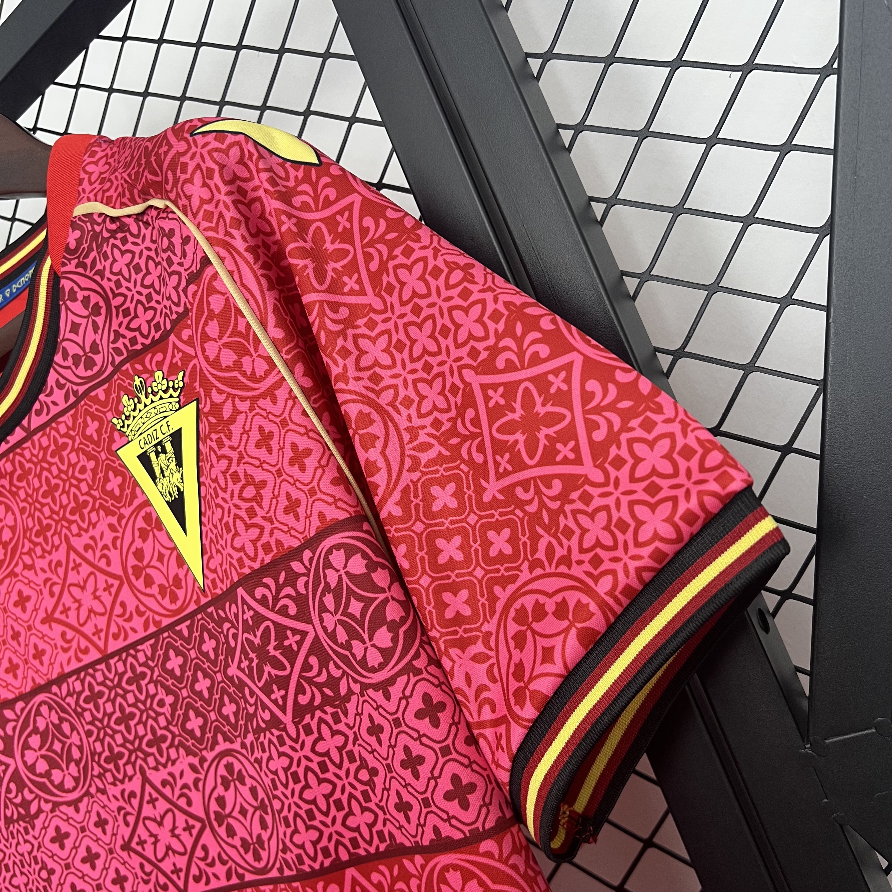 25/26 Cadiz away  Jersey