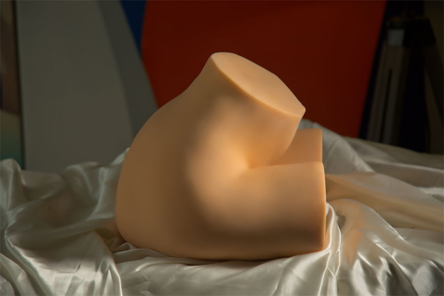 27cm/10.6″ 3D Realistic Female Hips TPE Sex Toys - Zhuzhu