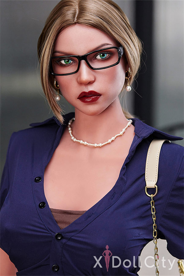 158cm(5ft2) C-cup Sexy Hybrid Adult Sex Doll Uschi, Movable Jaw Head M4