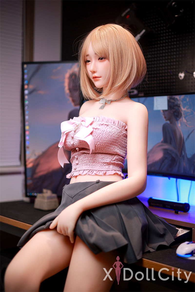 Blonde Japanese Adult Sex Doll Leslie 166cm