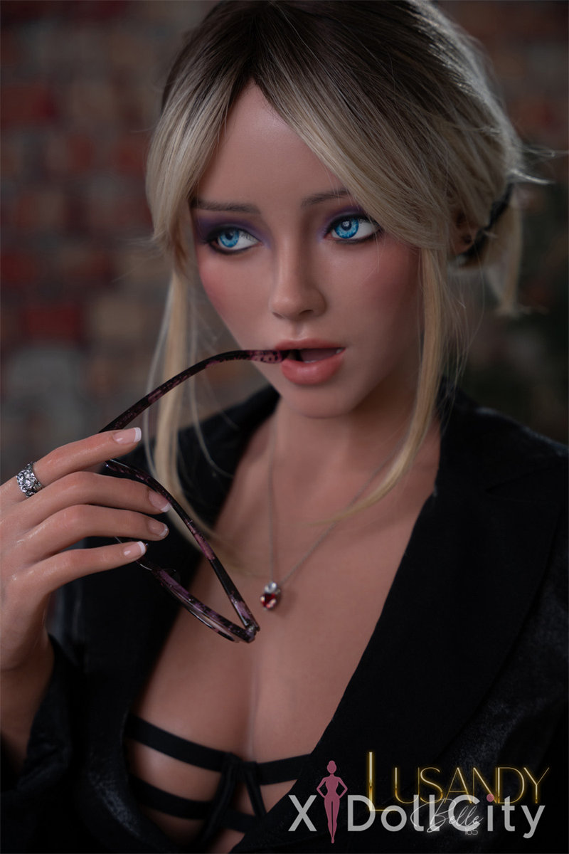 165cm (5ft5) C-Cup Silicone Sex Doll Belle