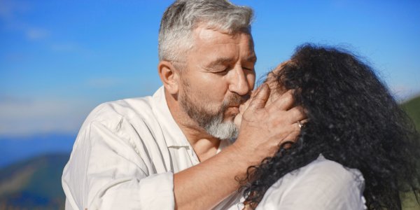 What is Alphamegamia