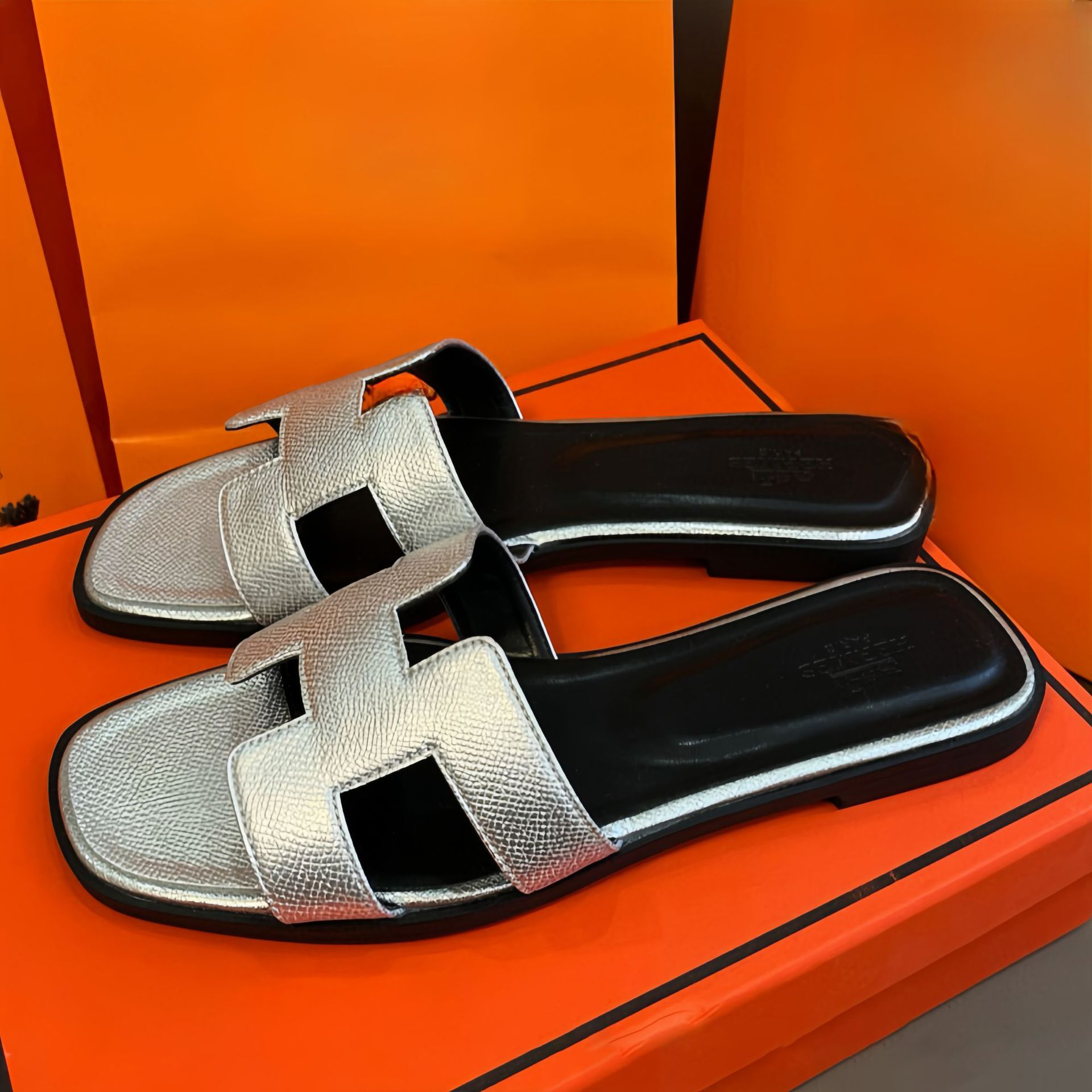 Replica Hermes Spring/Summer flip-flop collection