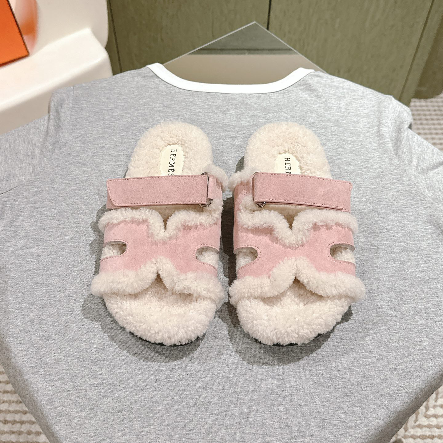 Hermes oran Lamb wool flat bottomed slippers