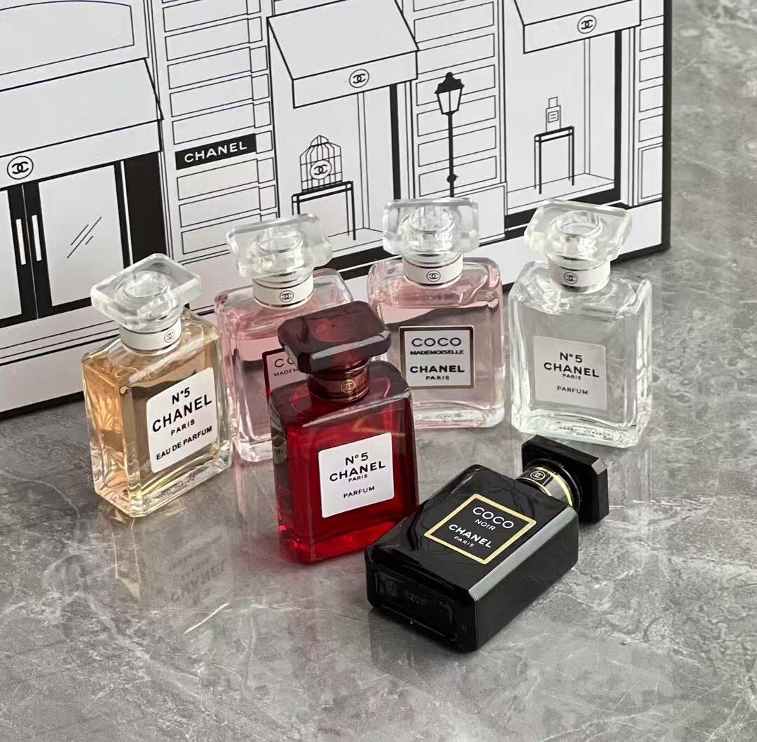 Chanel perfume sample 12 pieces